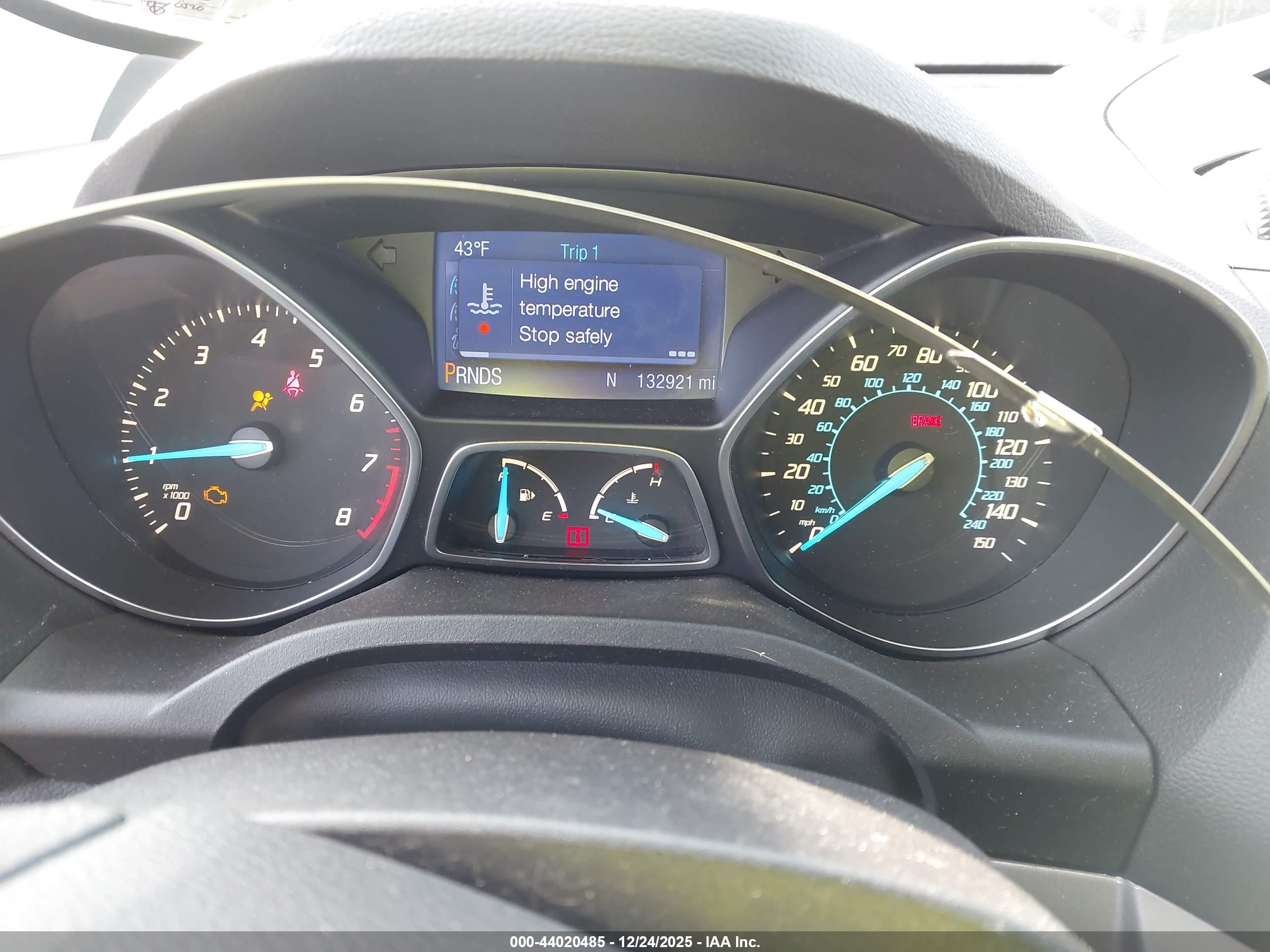 FORD ESCAPE image 7