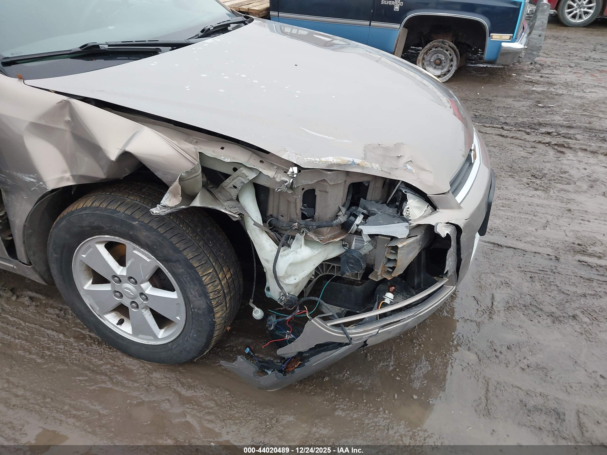 CHEVROLET IMPALA image 6