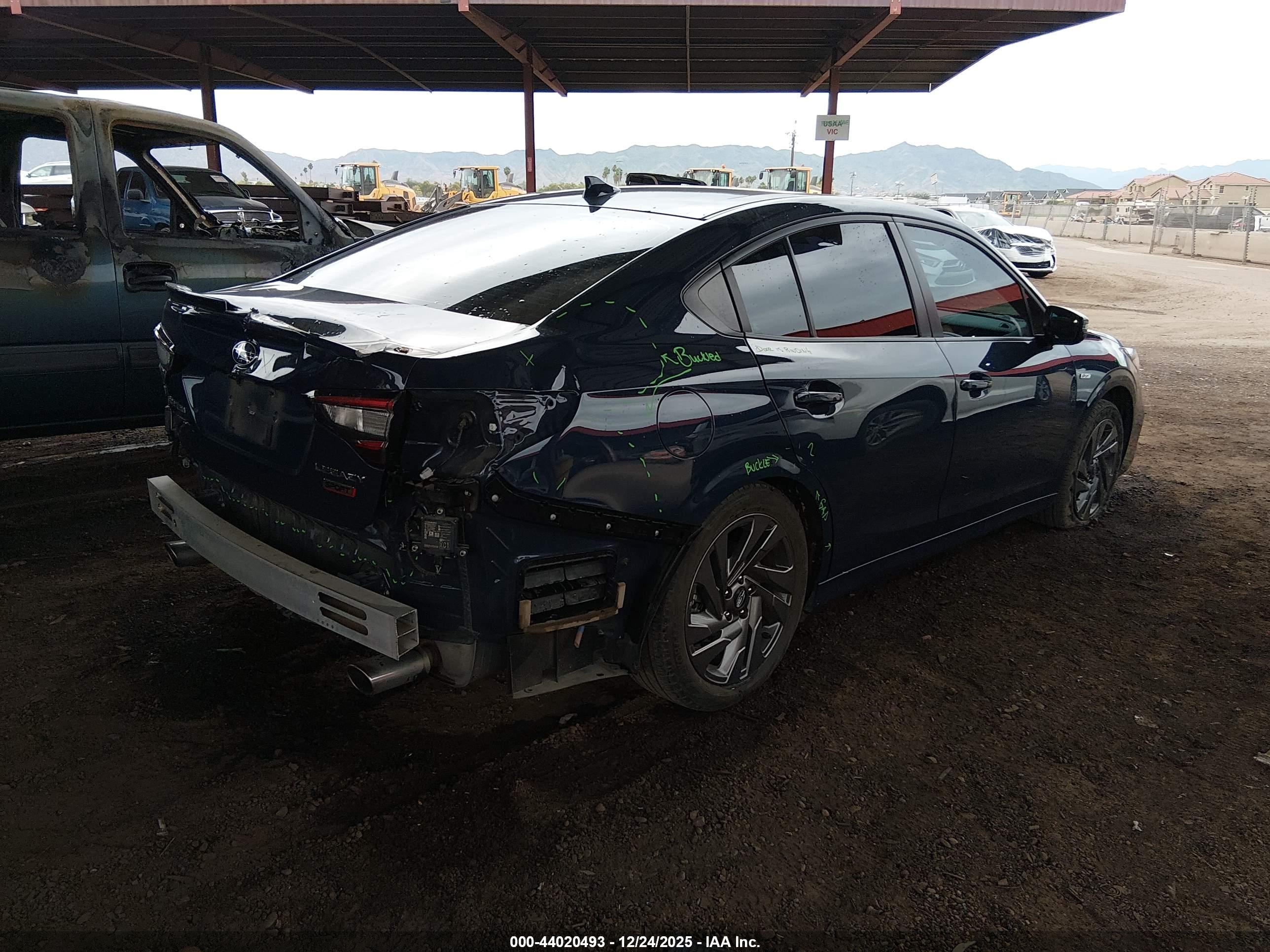 SUBARU LEGACY image 4