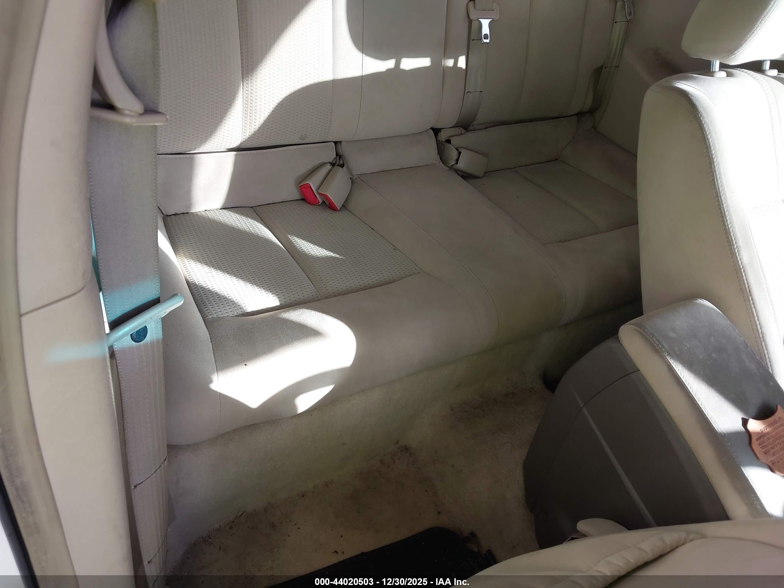 NISSAN ALTIMA image 8