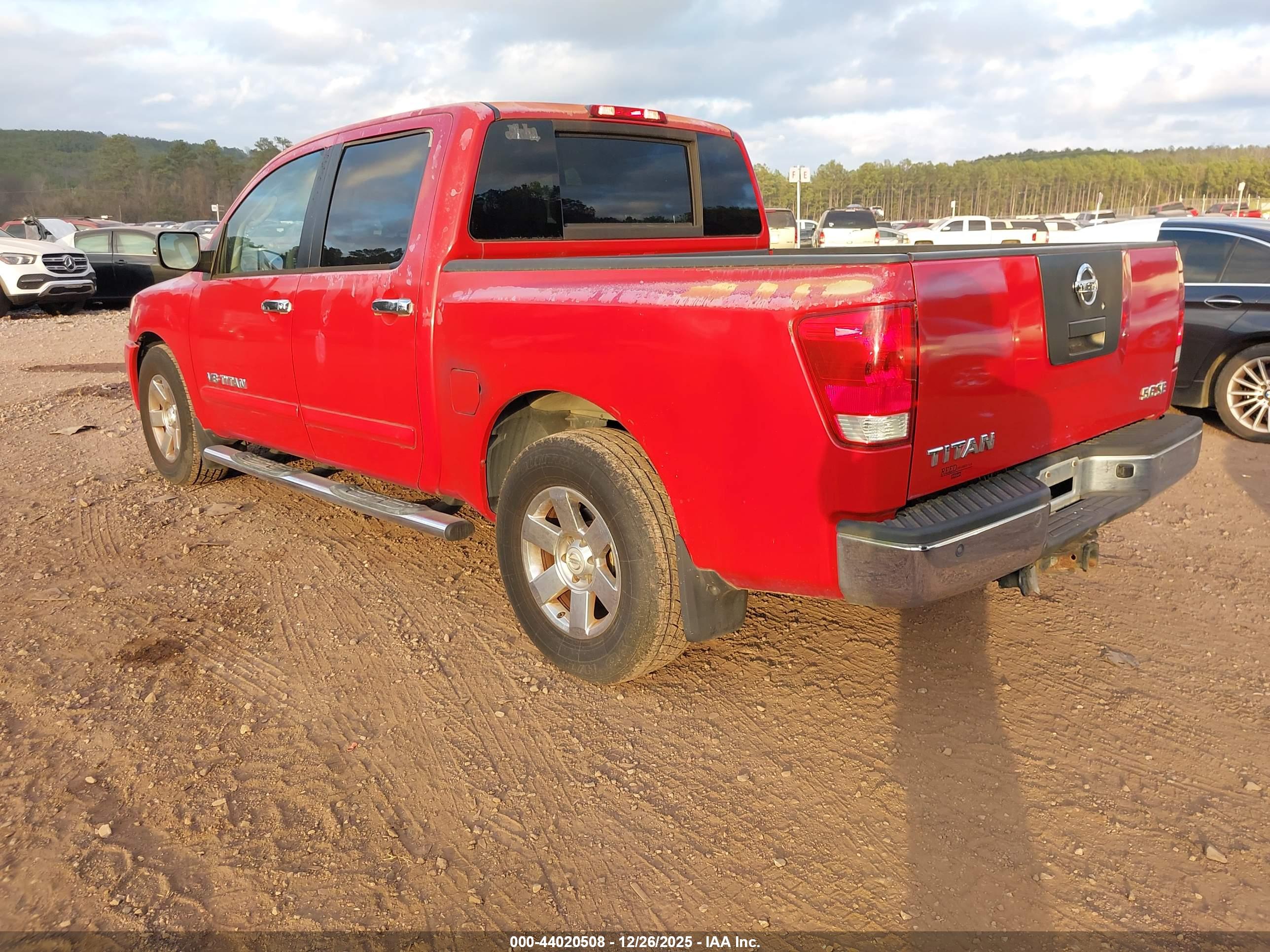 NISSAN TITAN image 3