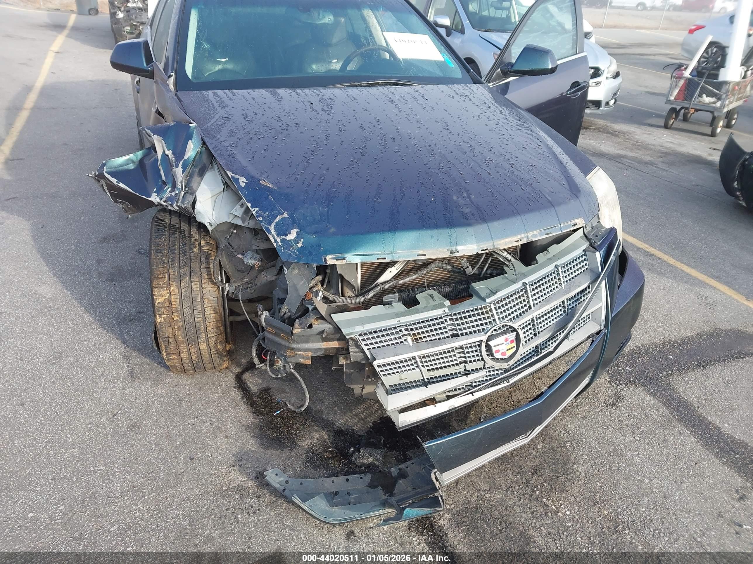 CADILLAC CTS image 6