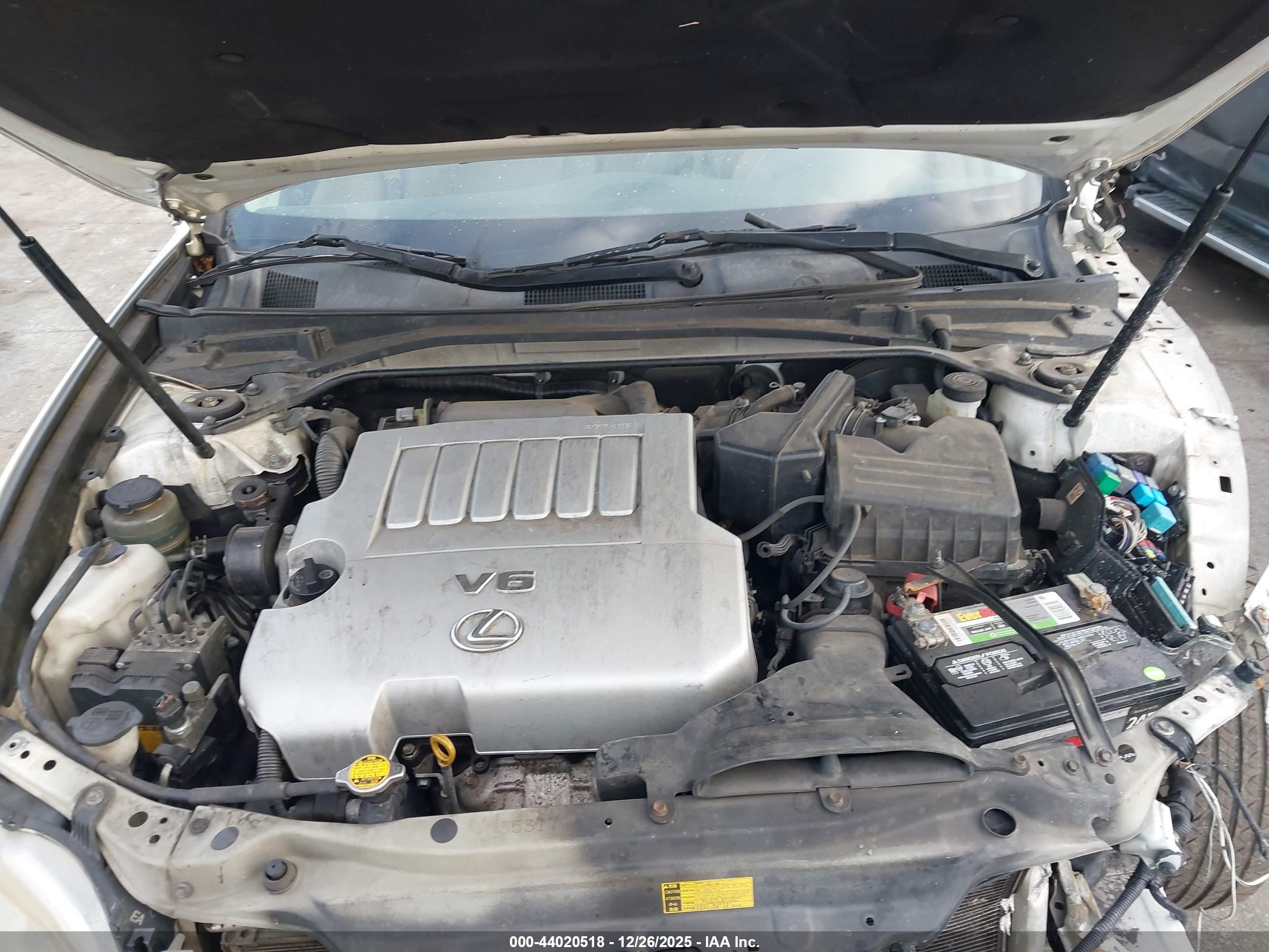 LEXUS ES image 10