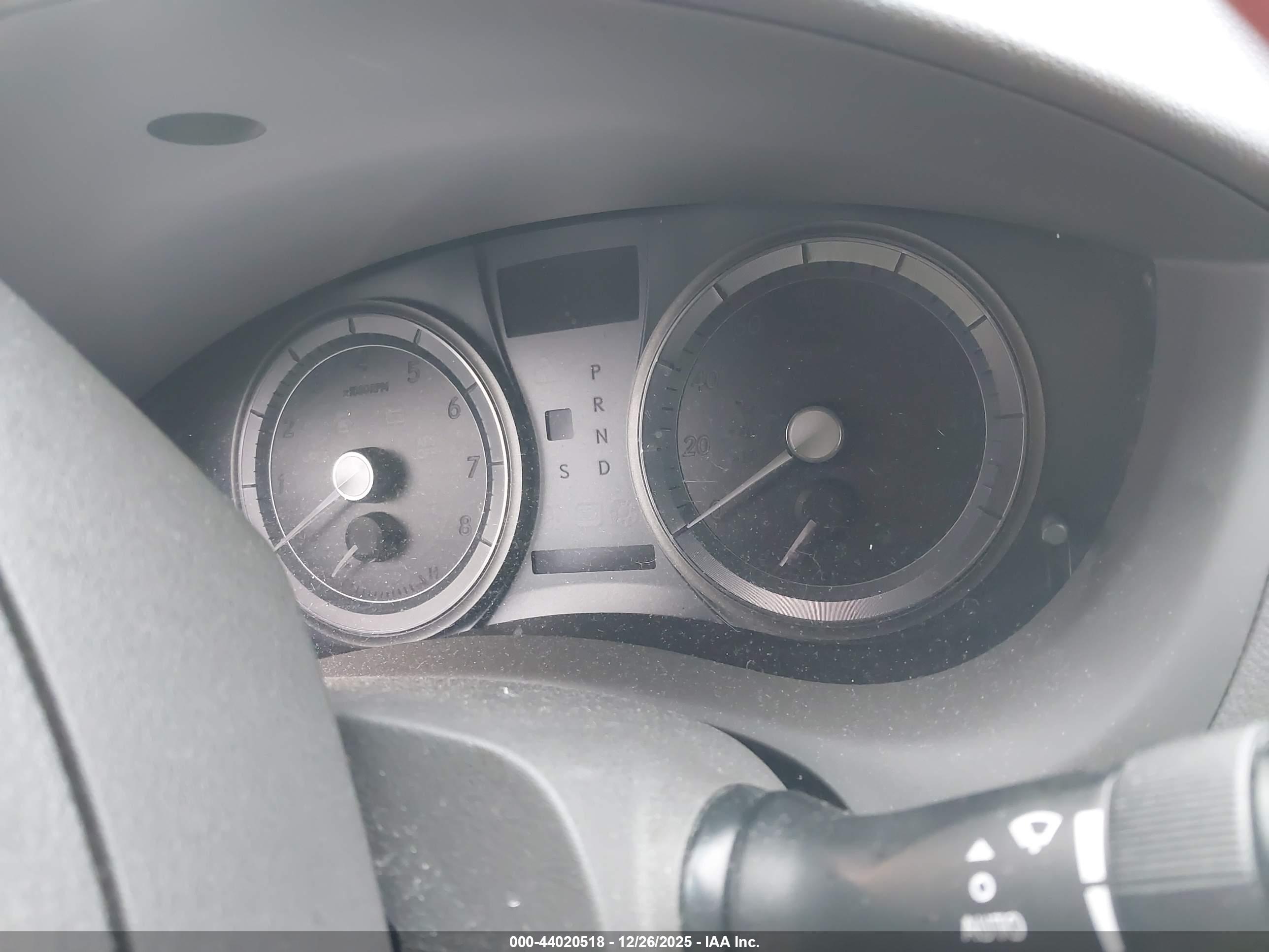 LEXUS ES image 7