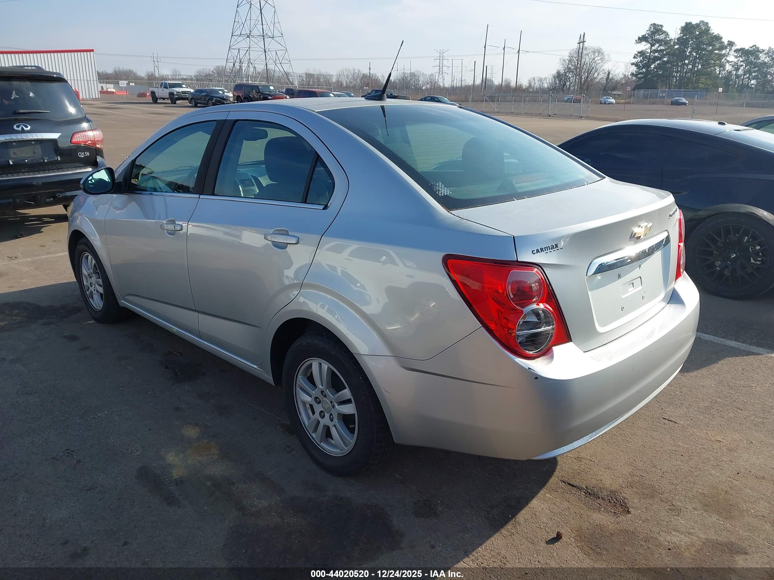 CHEVROLET SONIC image 3