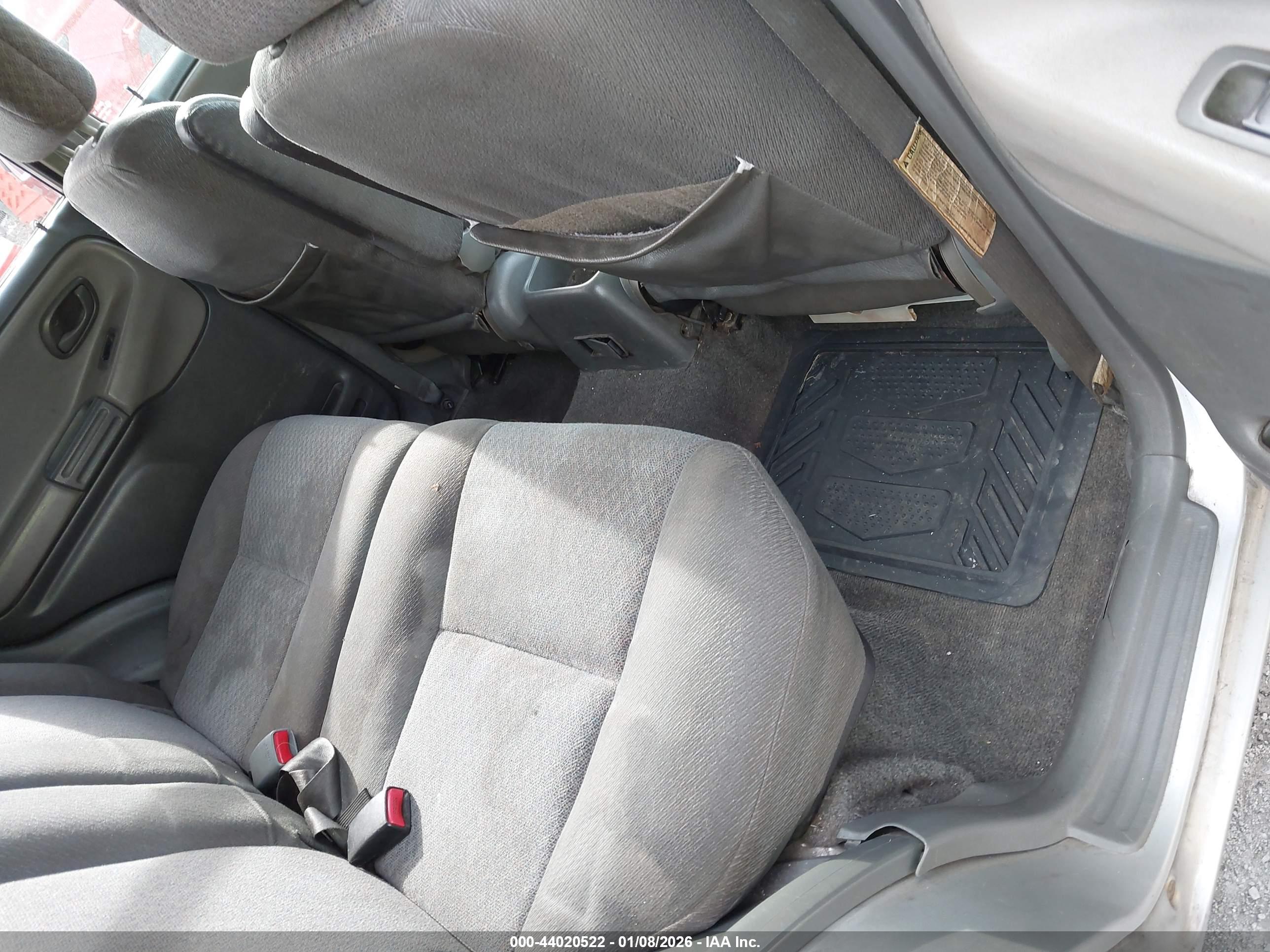 CHEVROLET TRACKER image 8
