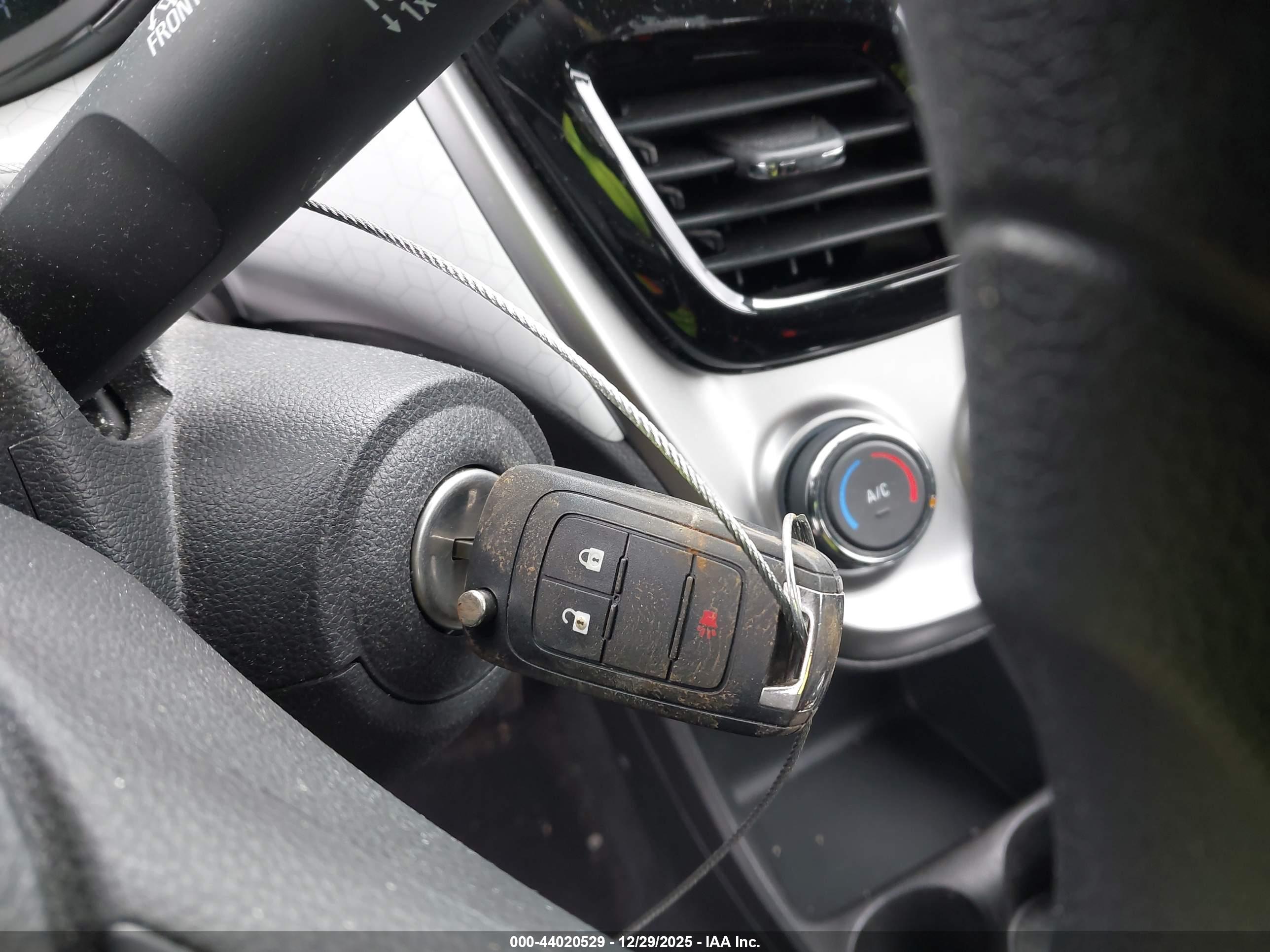 CHEVROLET SPARK image 11