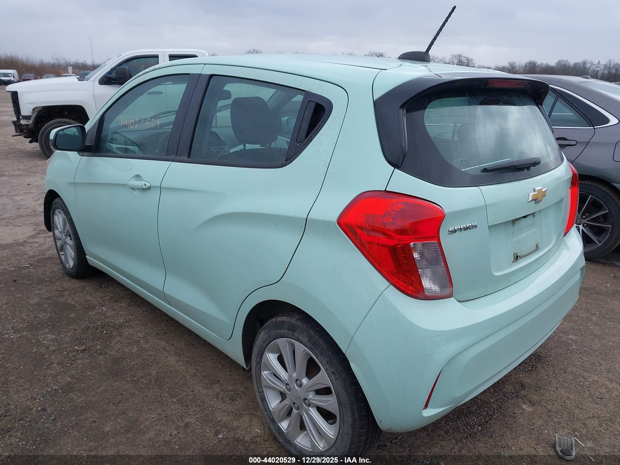 CHEVROLET SPARK image 3