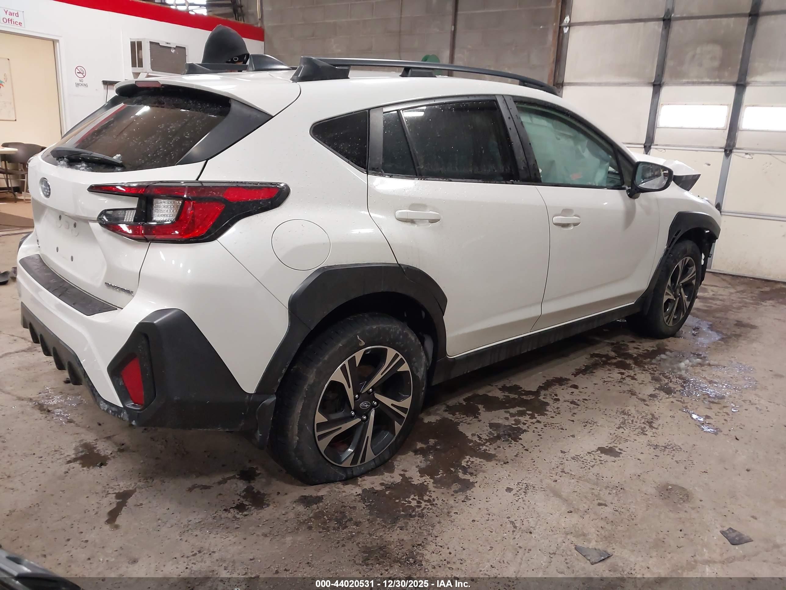 SUBARU CROSSTREK image 4