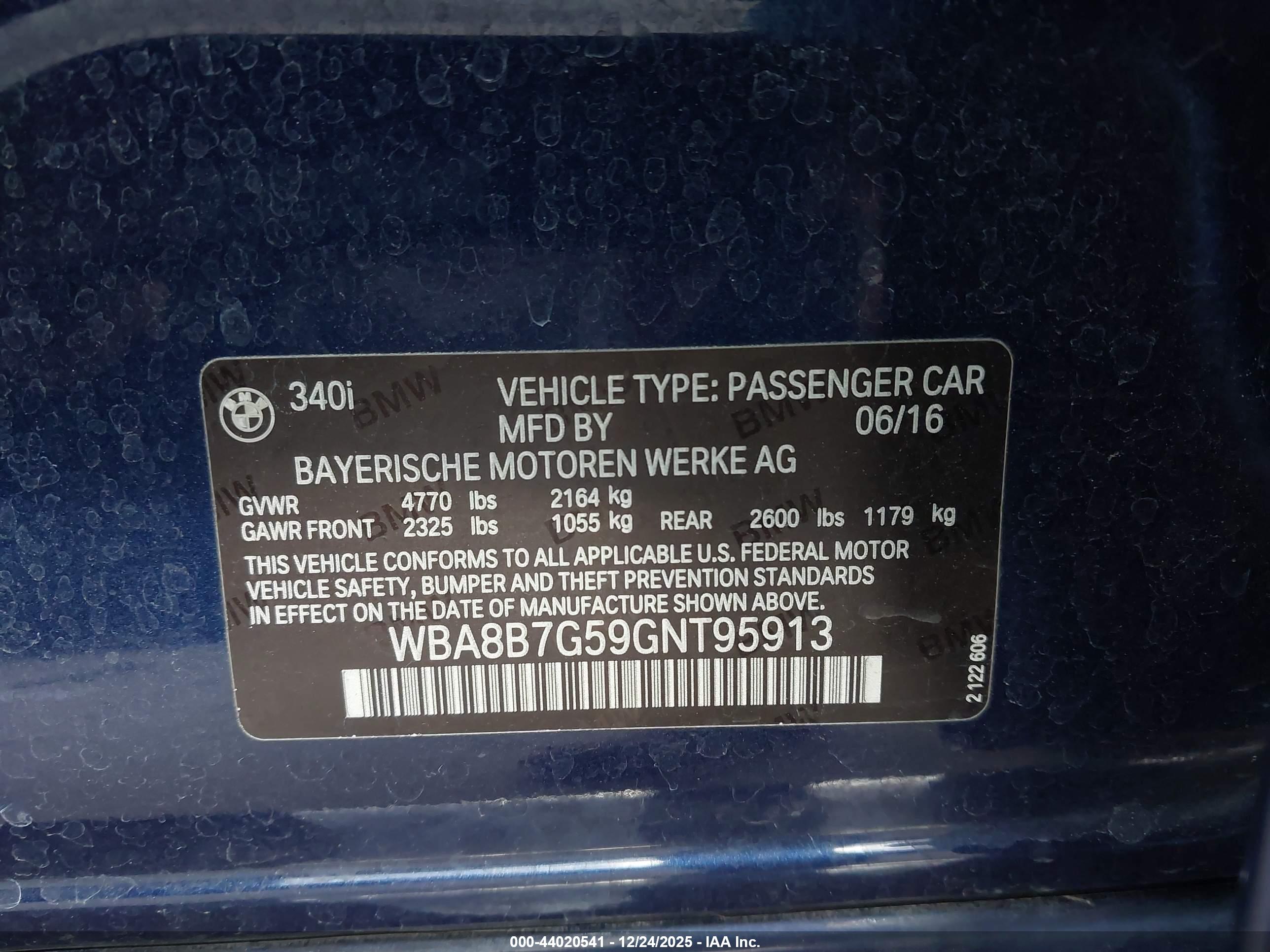 BMW 340I image 9