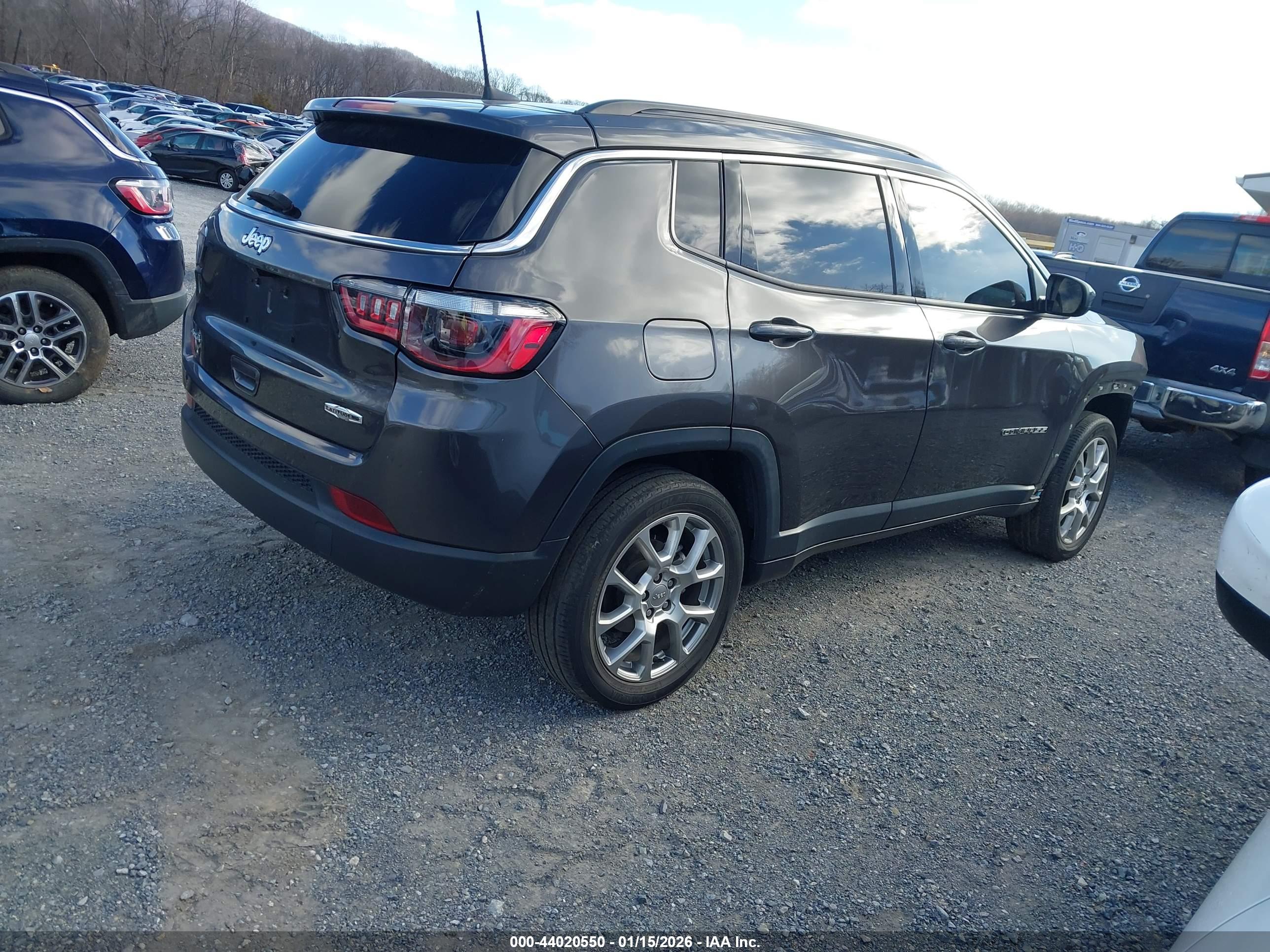 JEEP COMPASS image 4