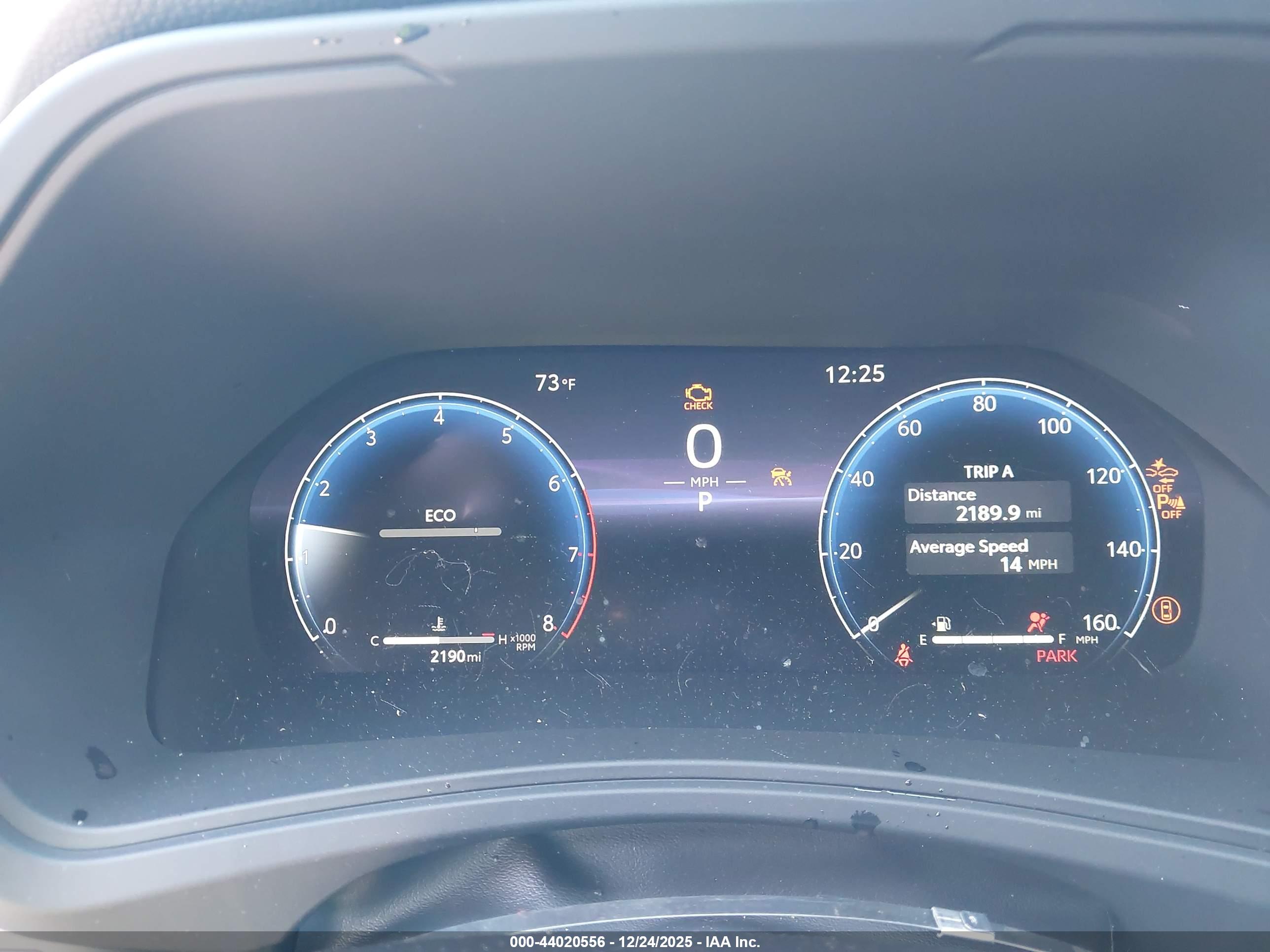 TOYOTA GRAND image 7