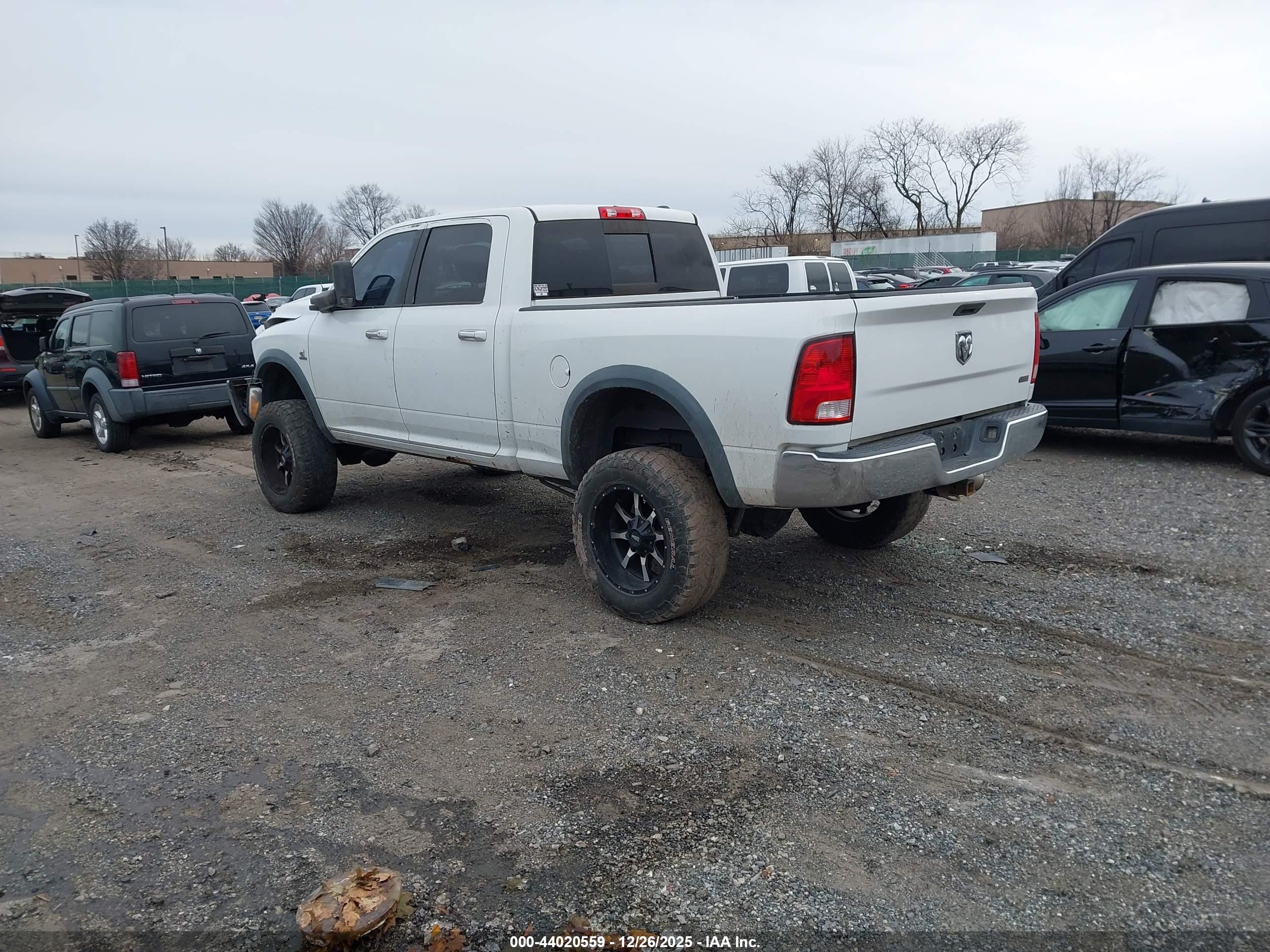 RAM 2500 image 3