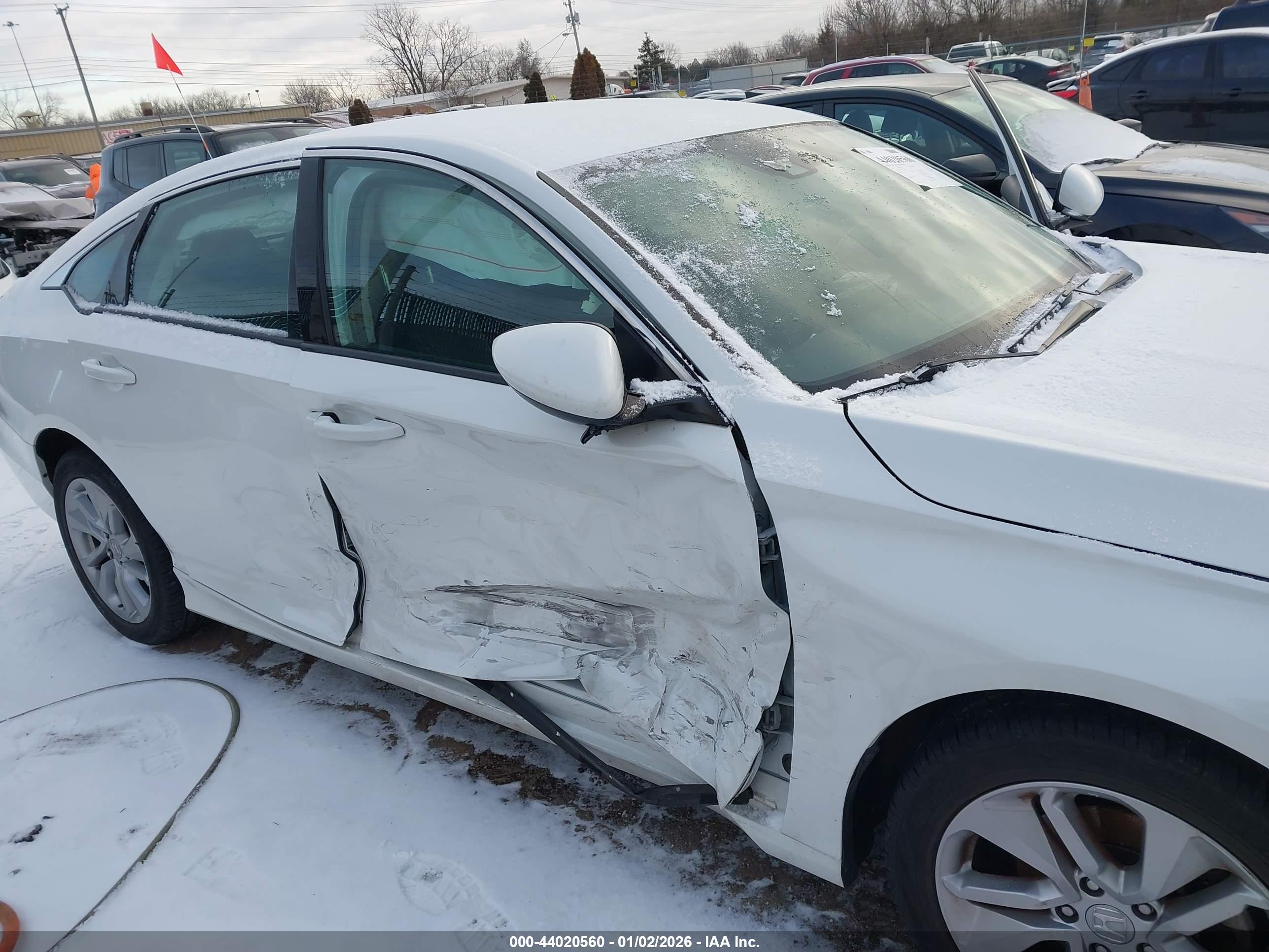 HONDA ACCORD image 6
