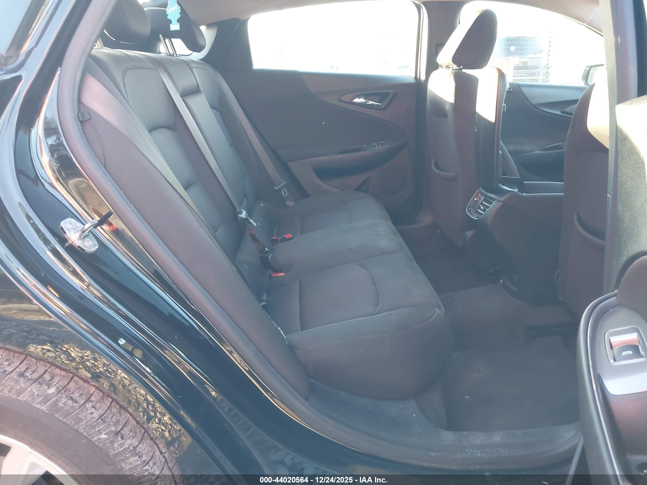 CHEVROLET MALIBU image 8