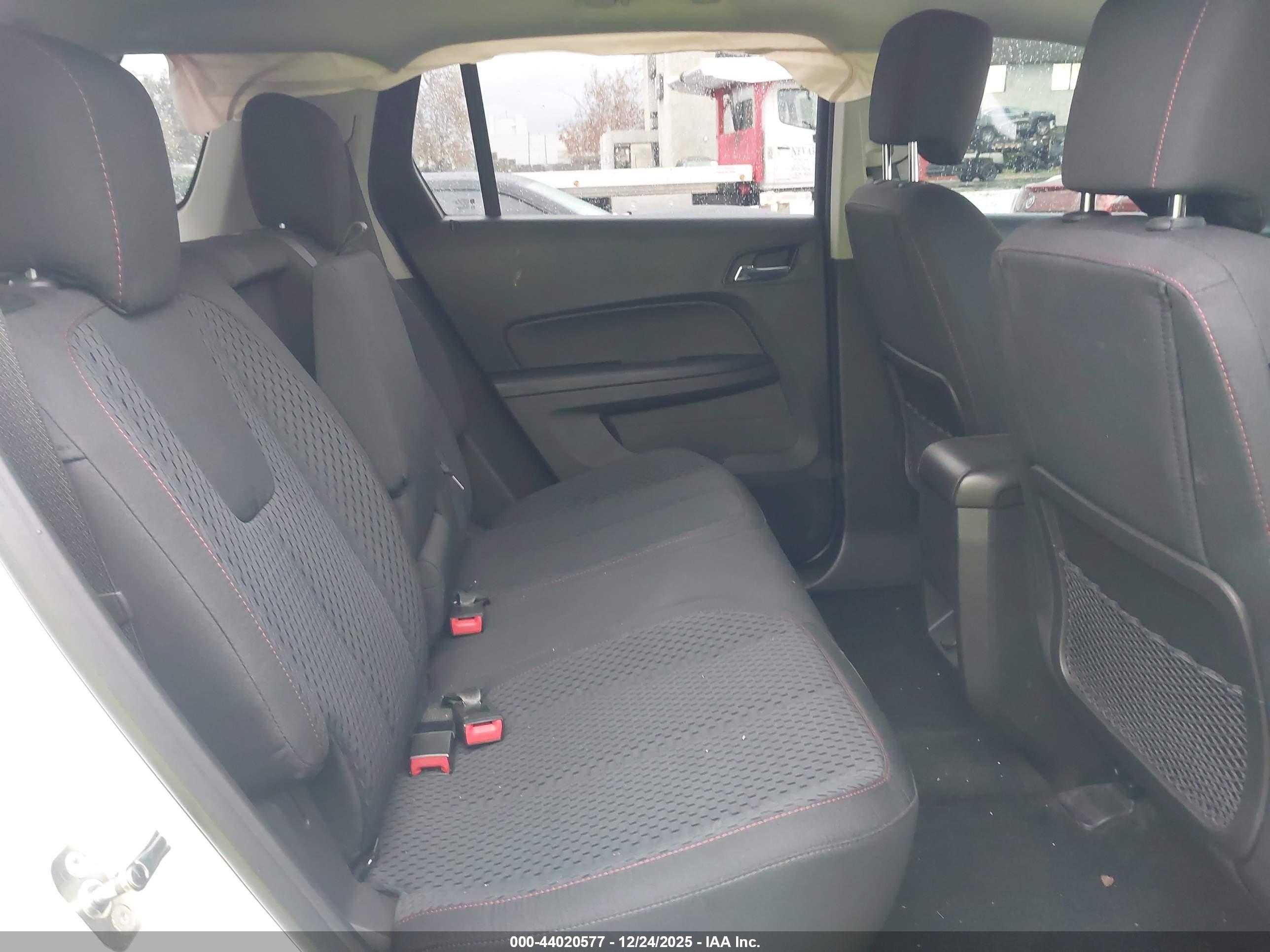 GMC TERRAIN image 8