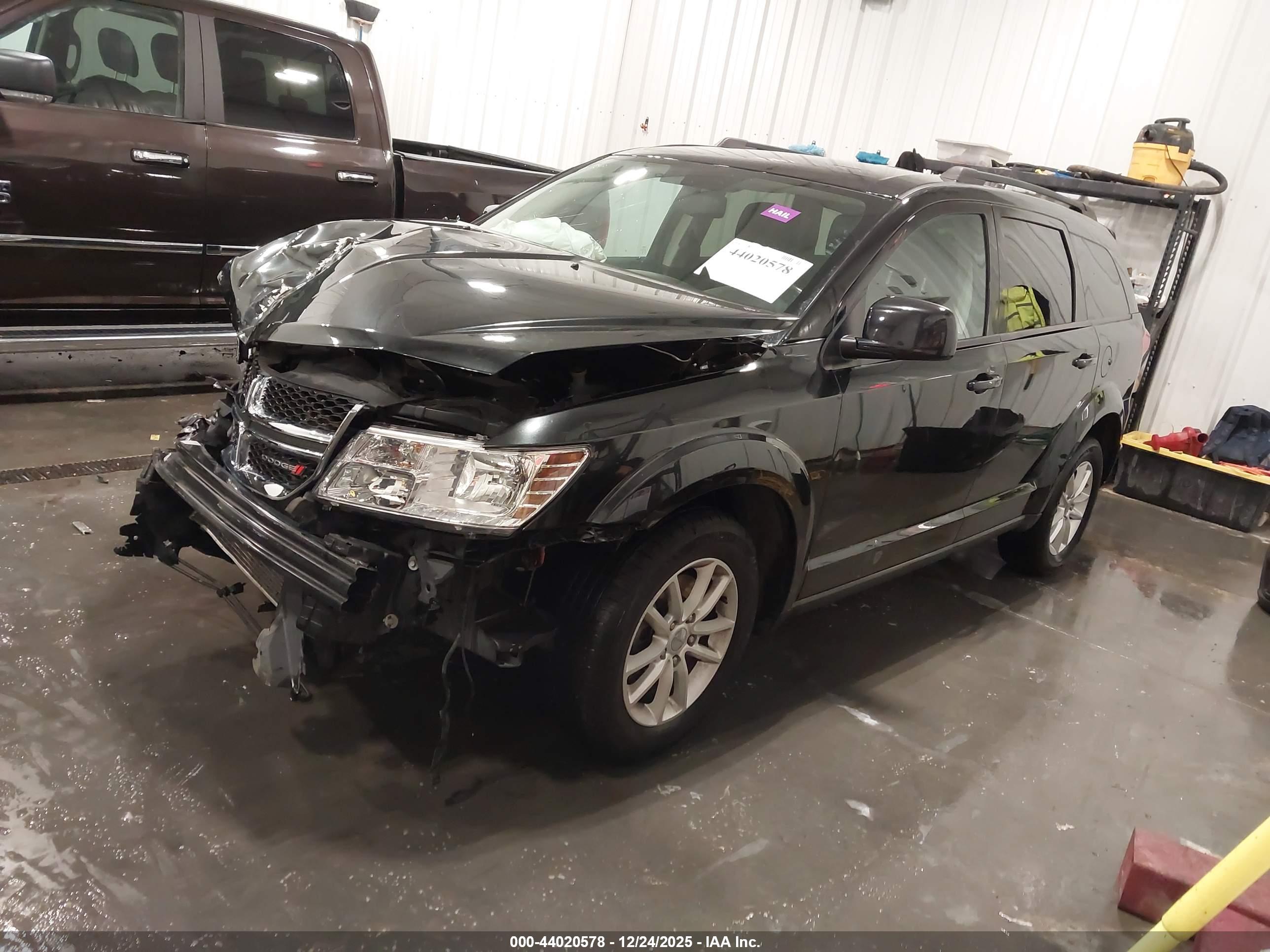 DODGE JOURNEY image 2