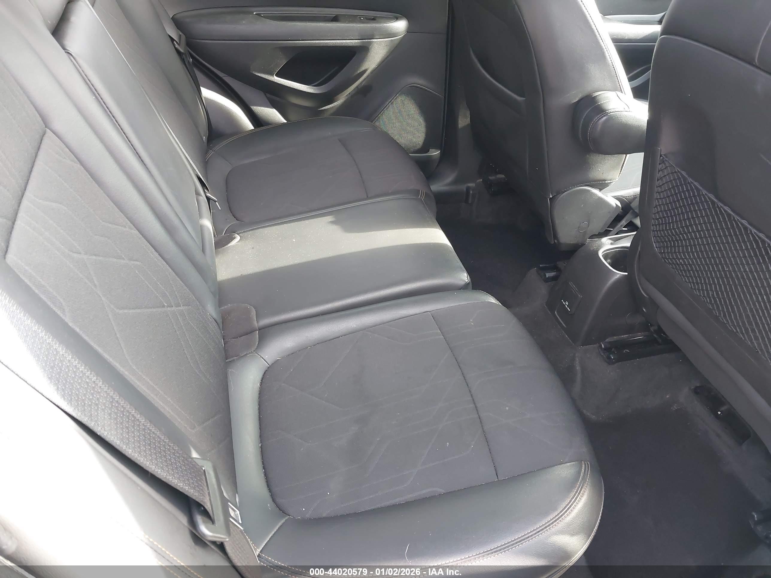 CHEVROLET TRAX image 8