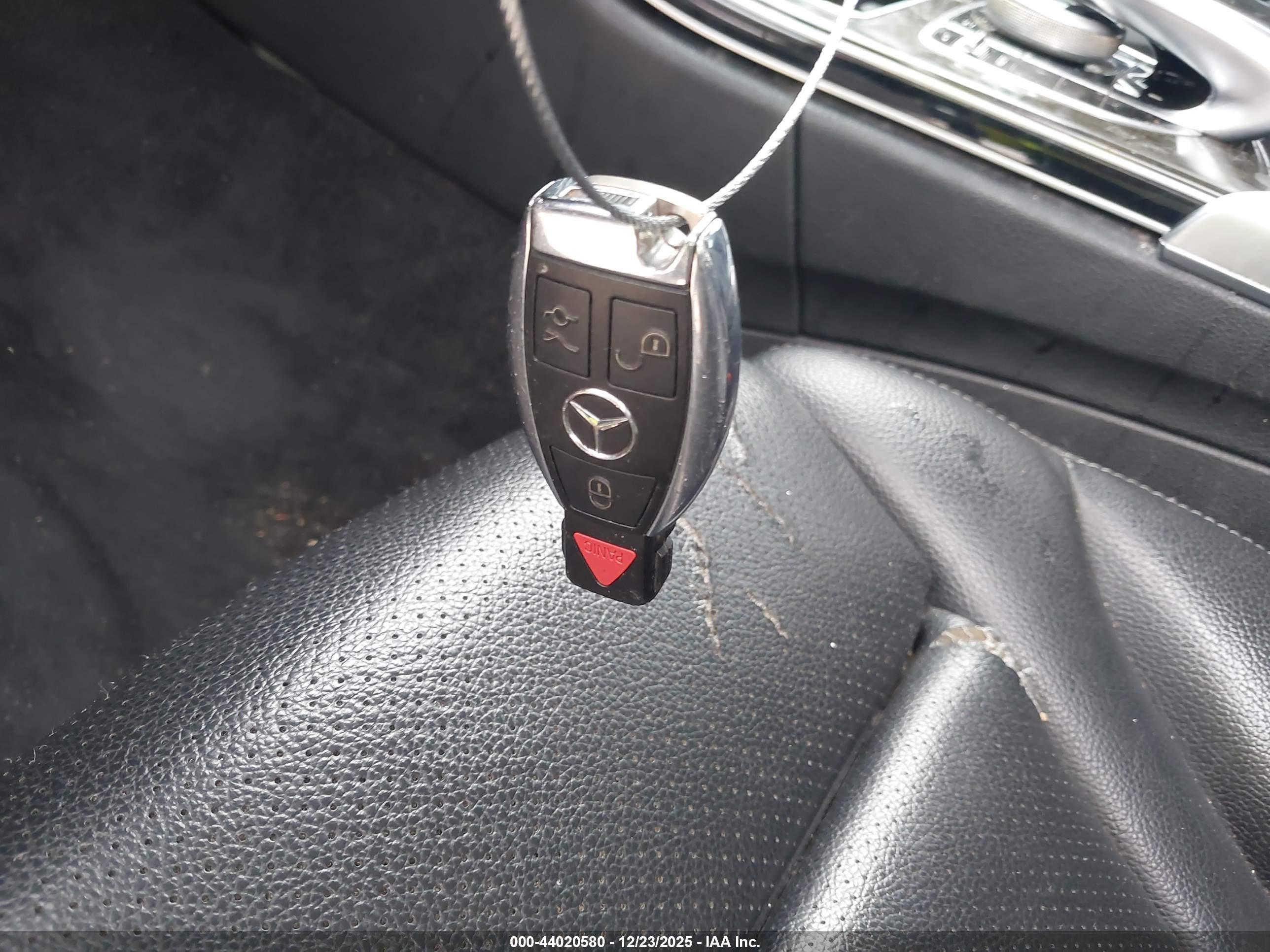 MERCEDES-BENZ C image 11
