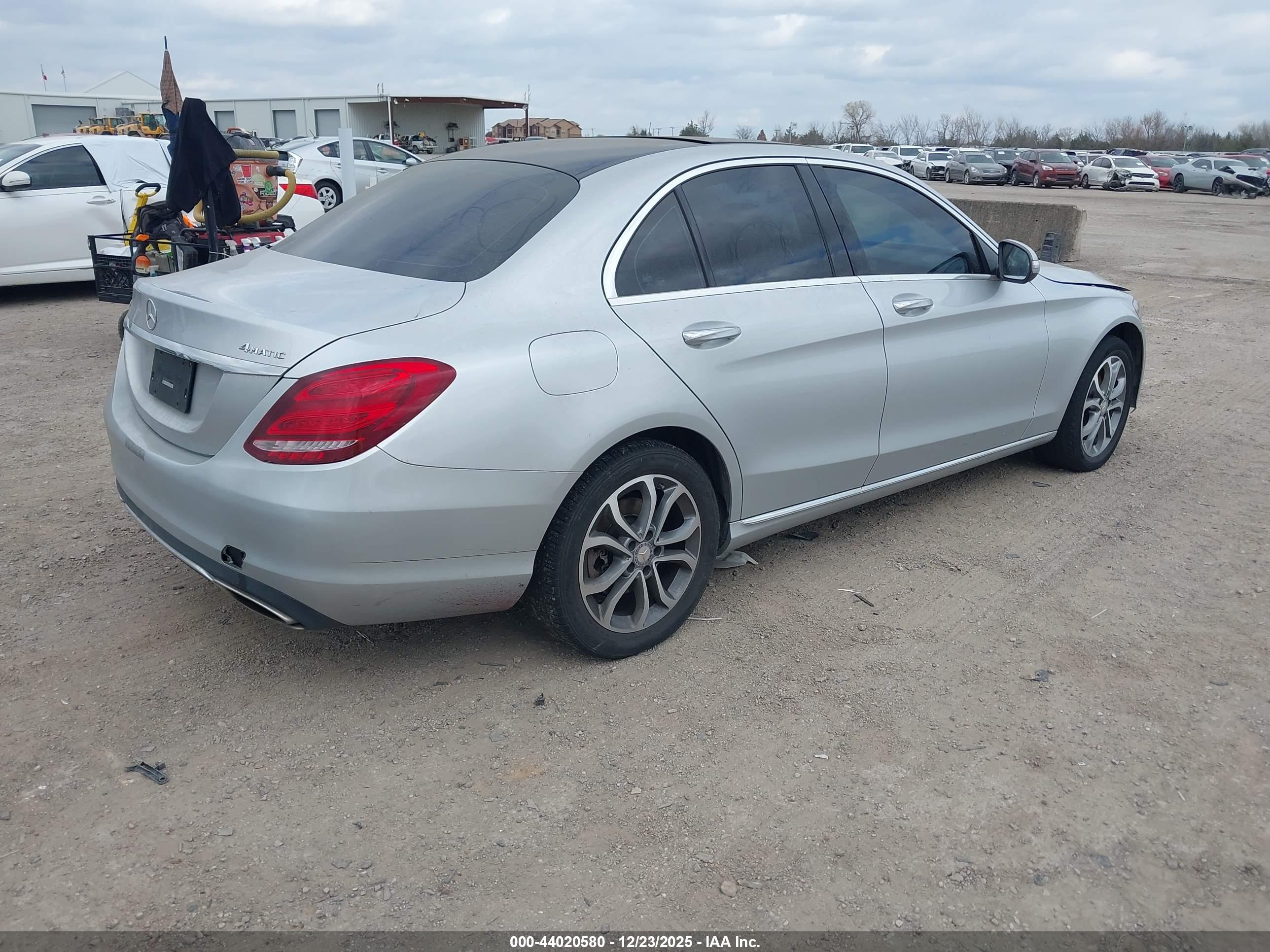 MERCEDES-BENZ C image 4