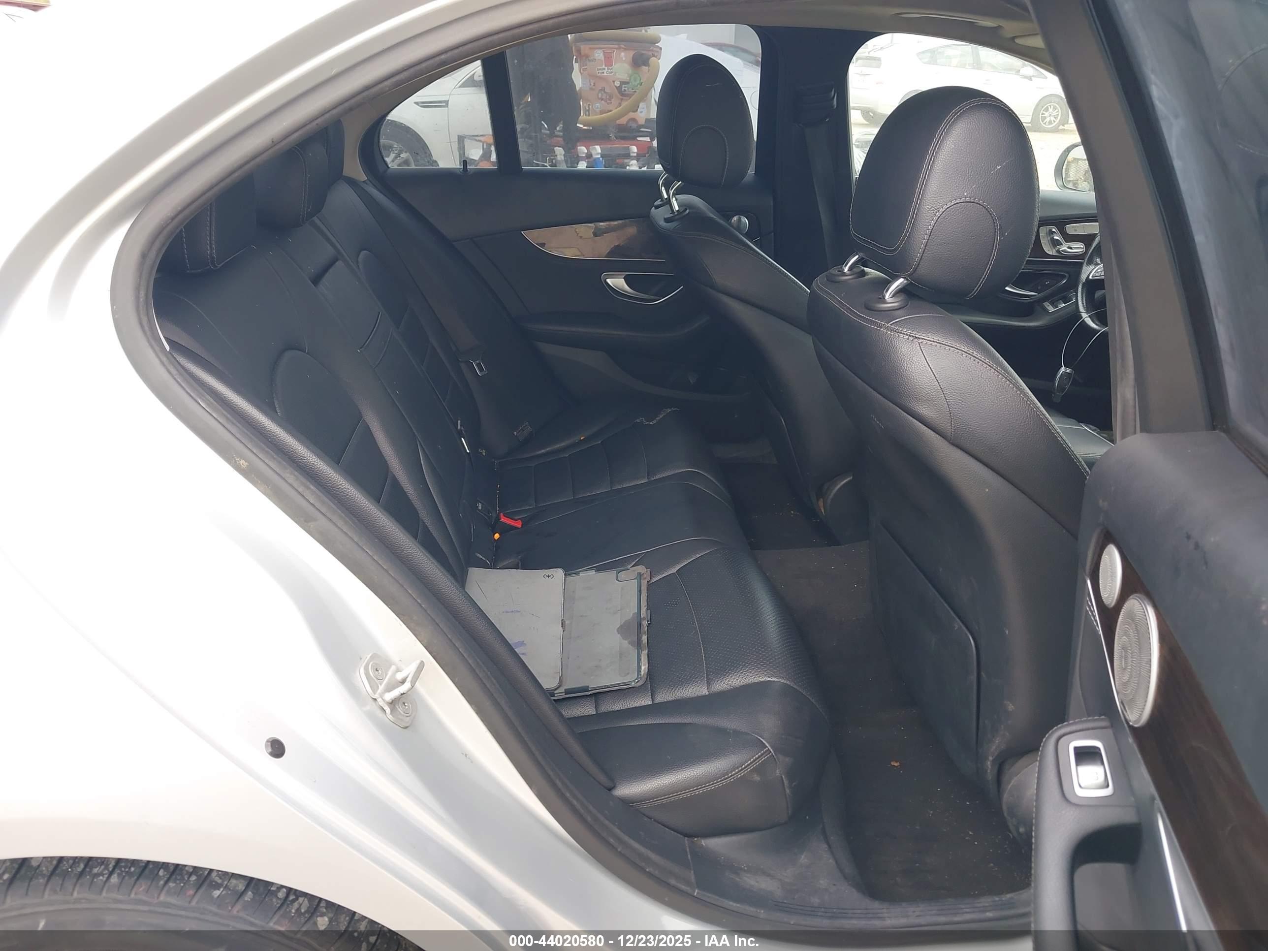 MERCEDES-BENZ C image 8