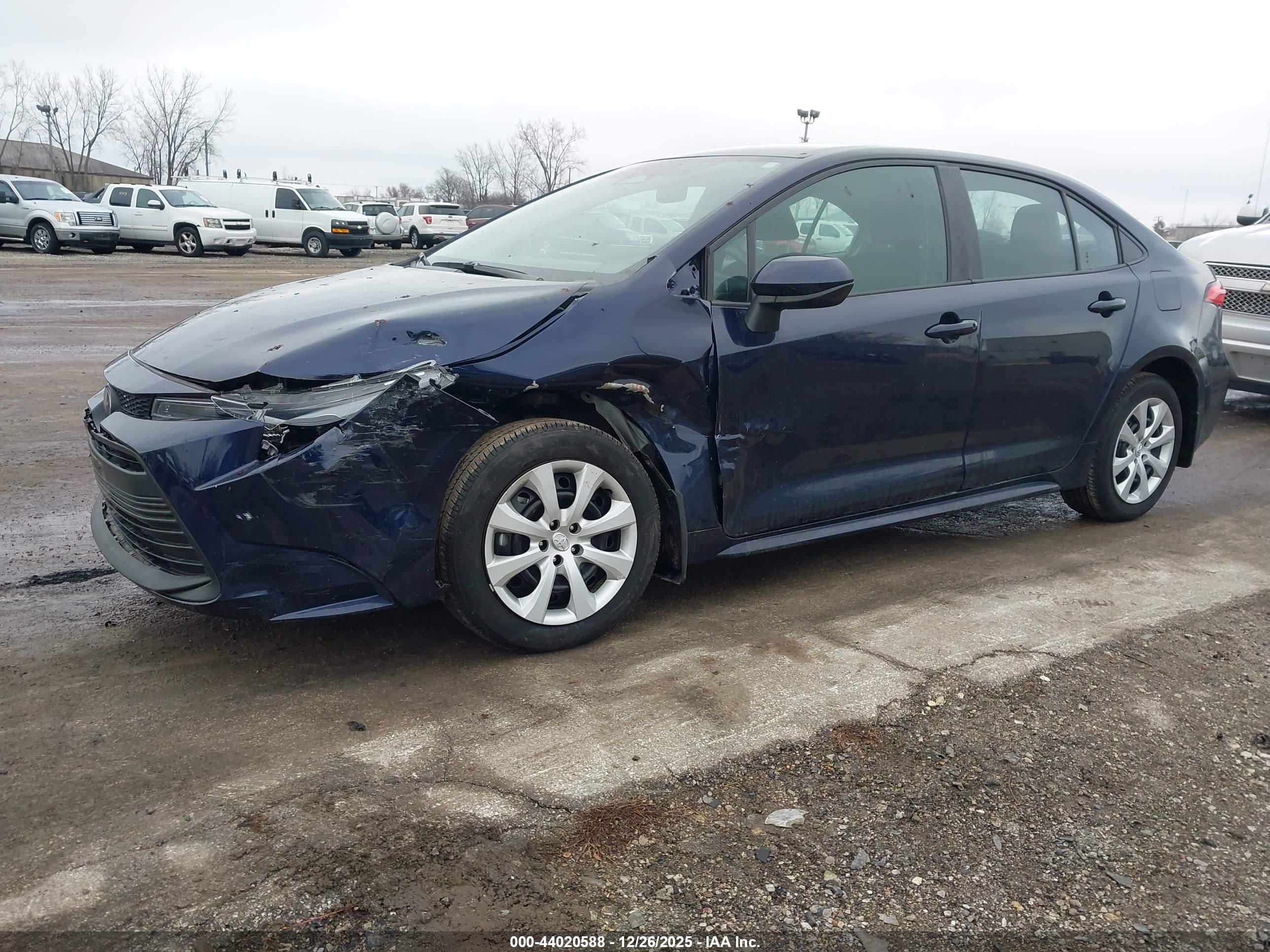 TOYOTA COROLLA image 2