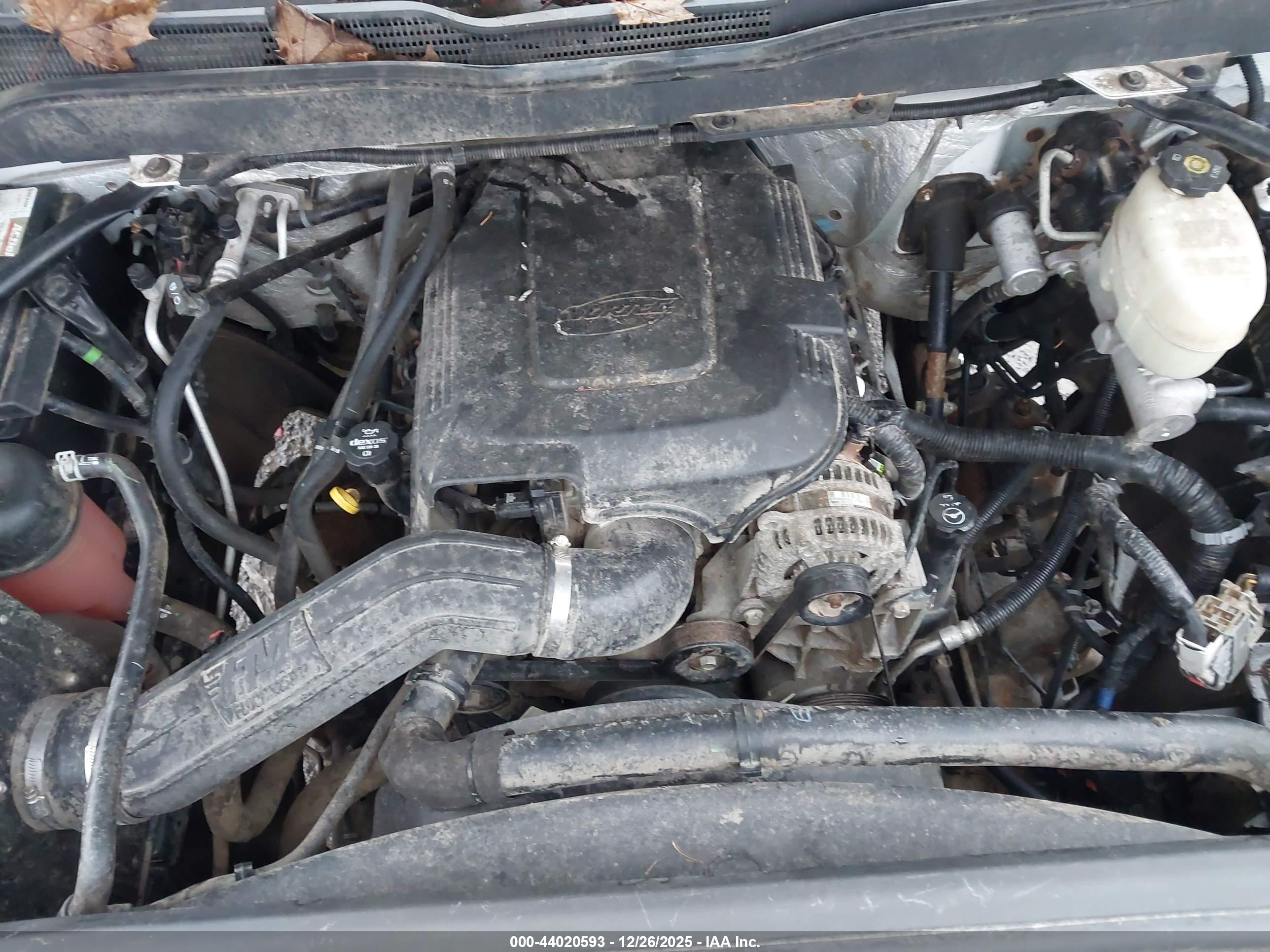 CHEVROLET SILVERADO image 10