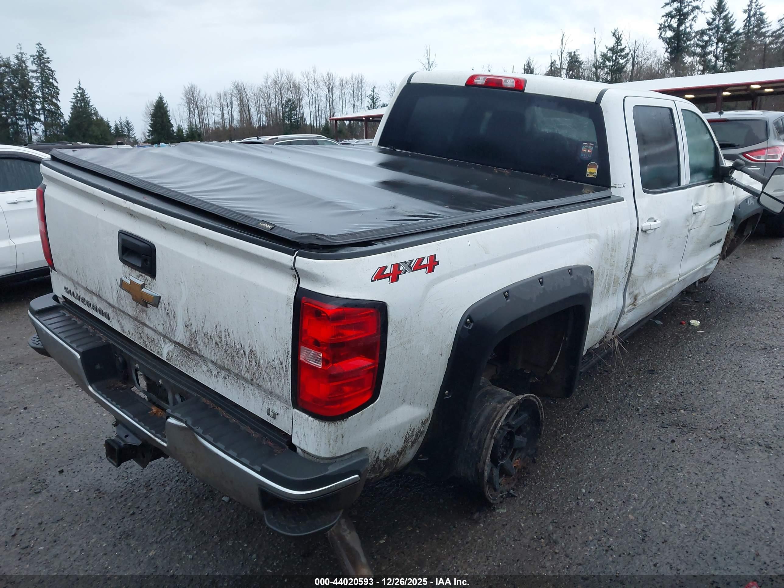 CHEVROLET SILVERADO image 4