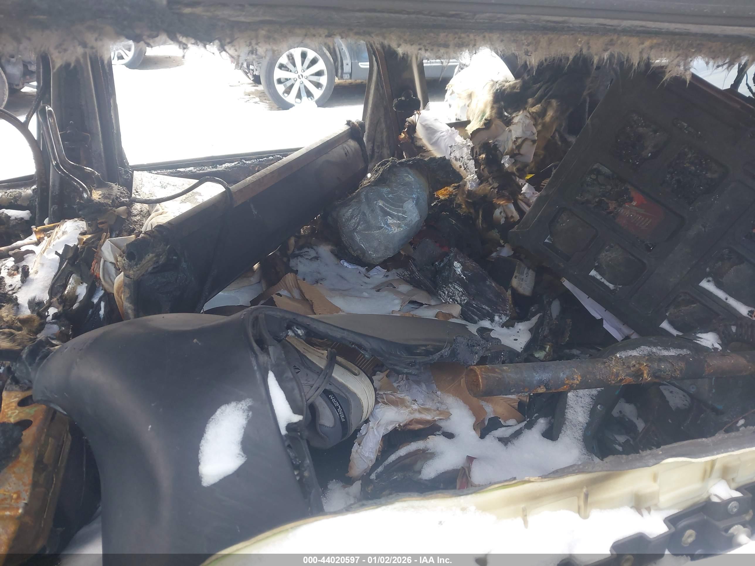 JEEP CHEROKEE image 8