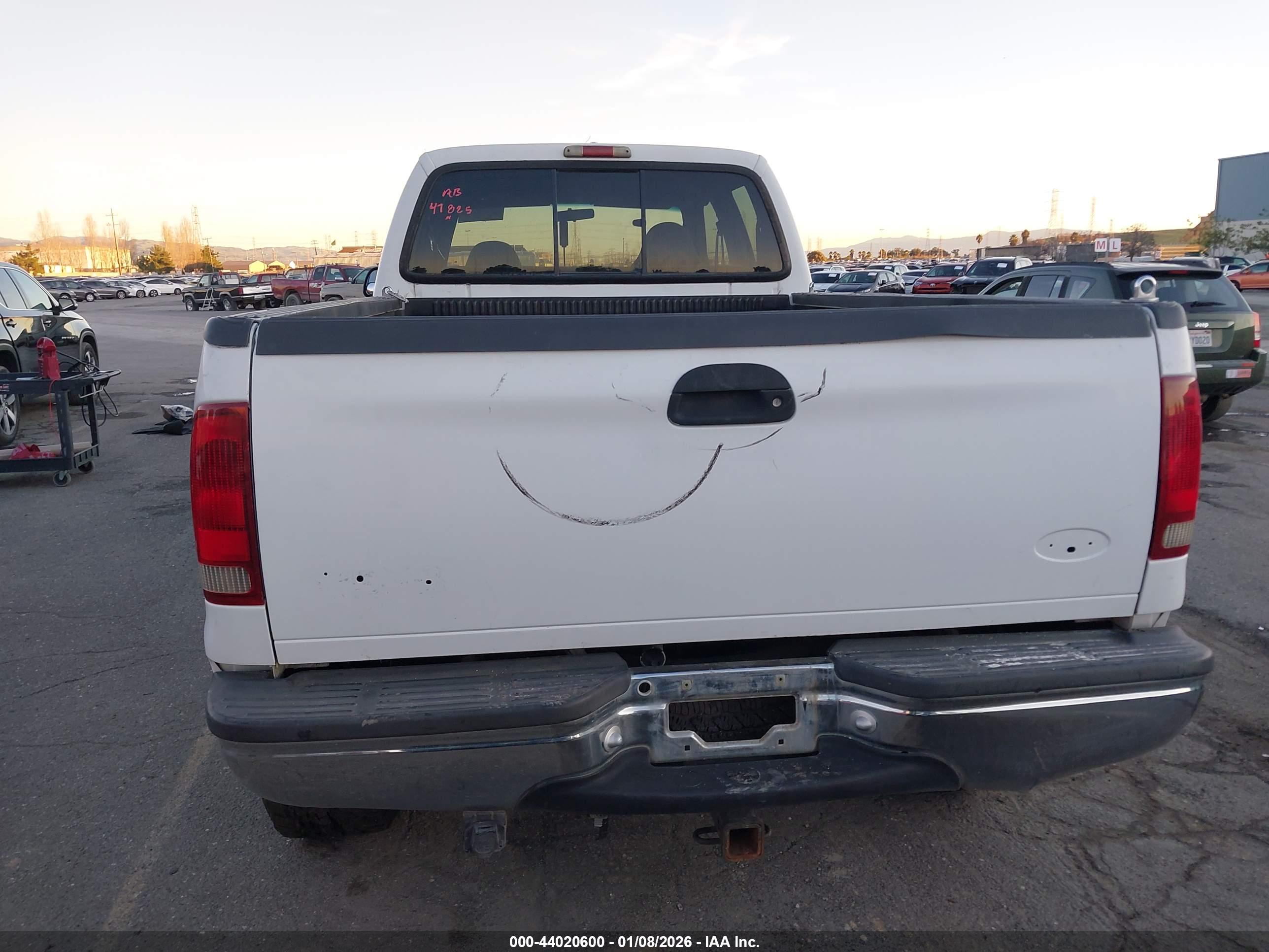 FORD F-350 image 6
