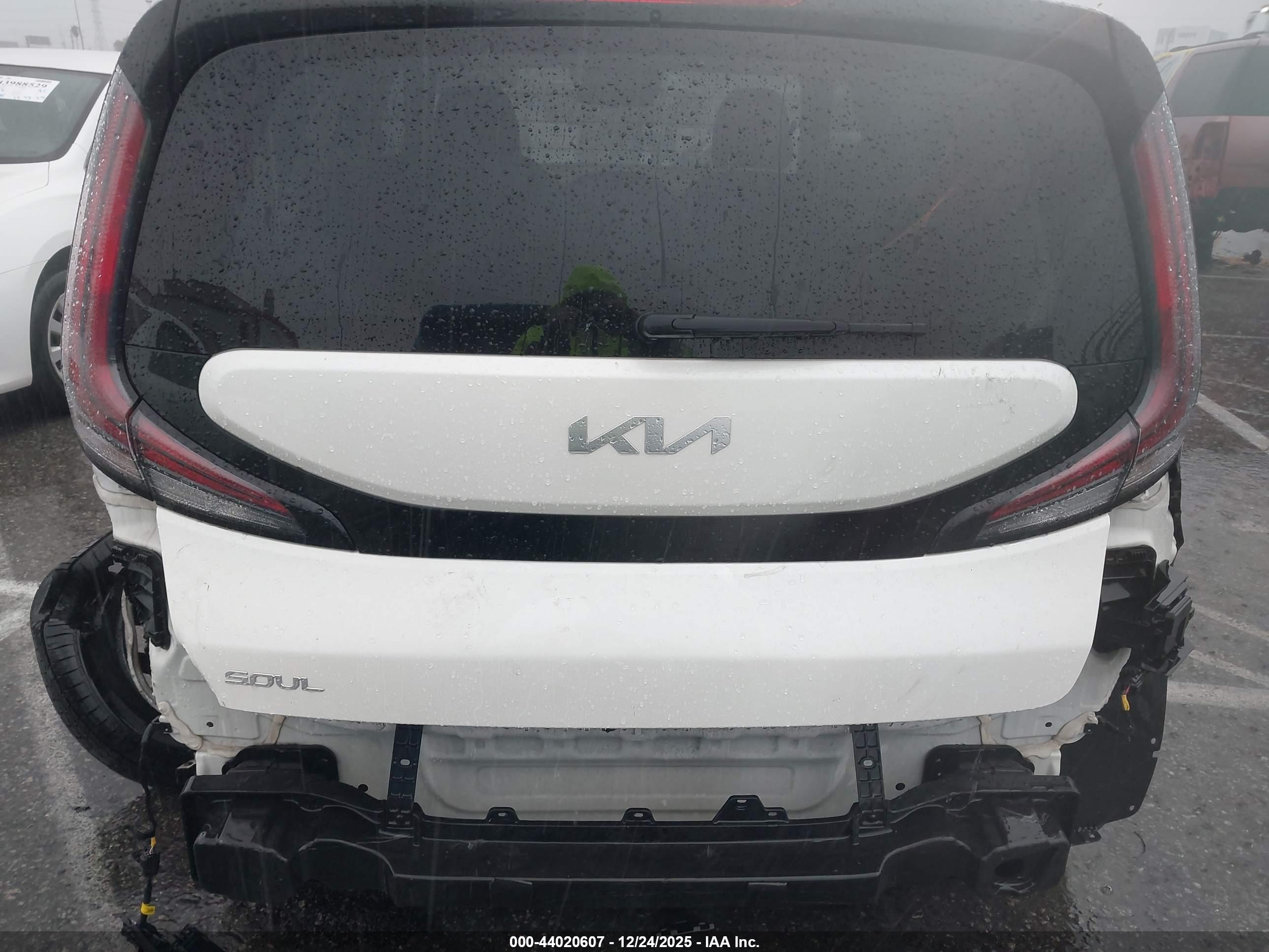 KIA SOUL image 6
