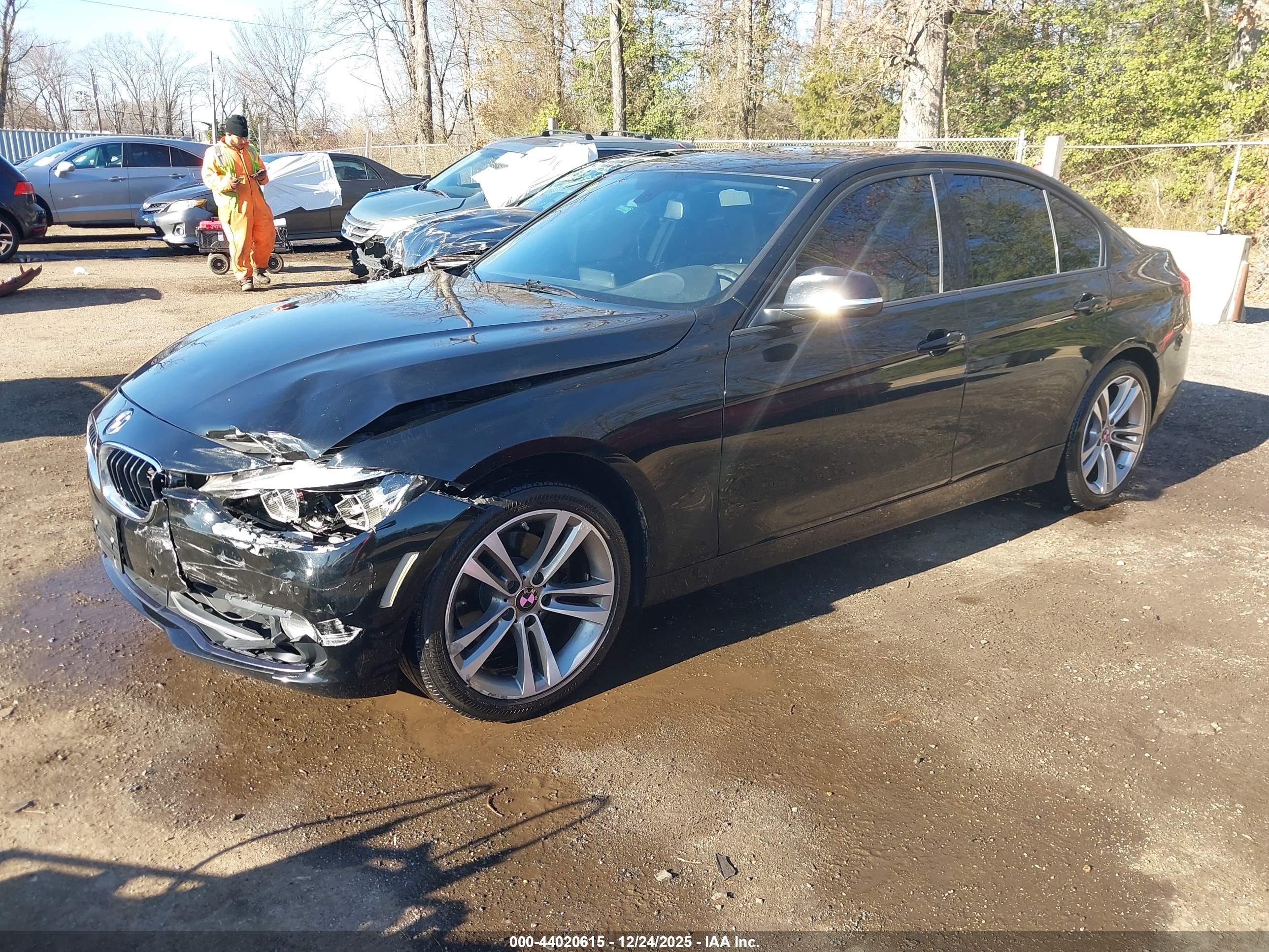 BMW 328I image 2