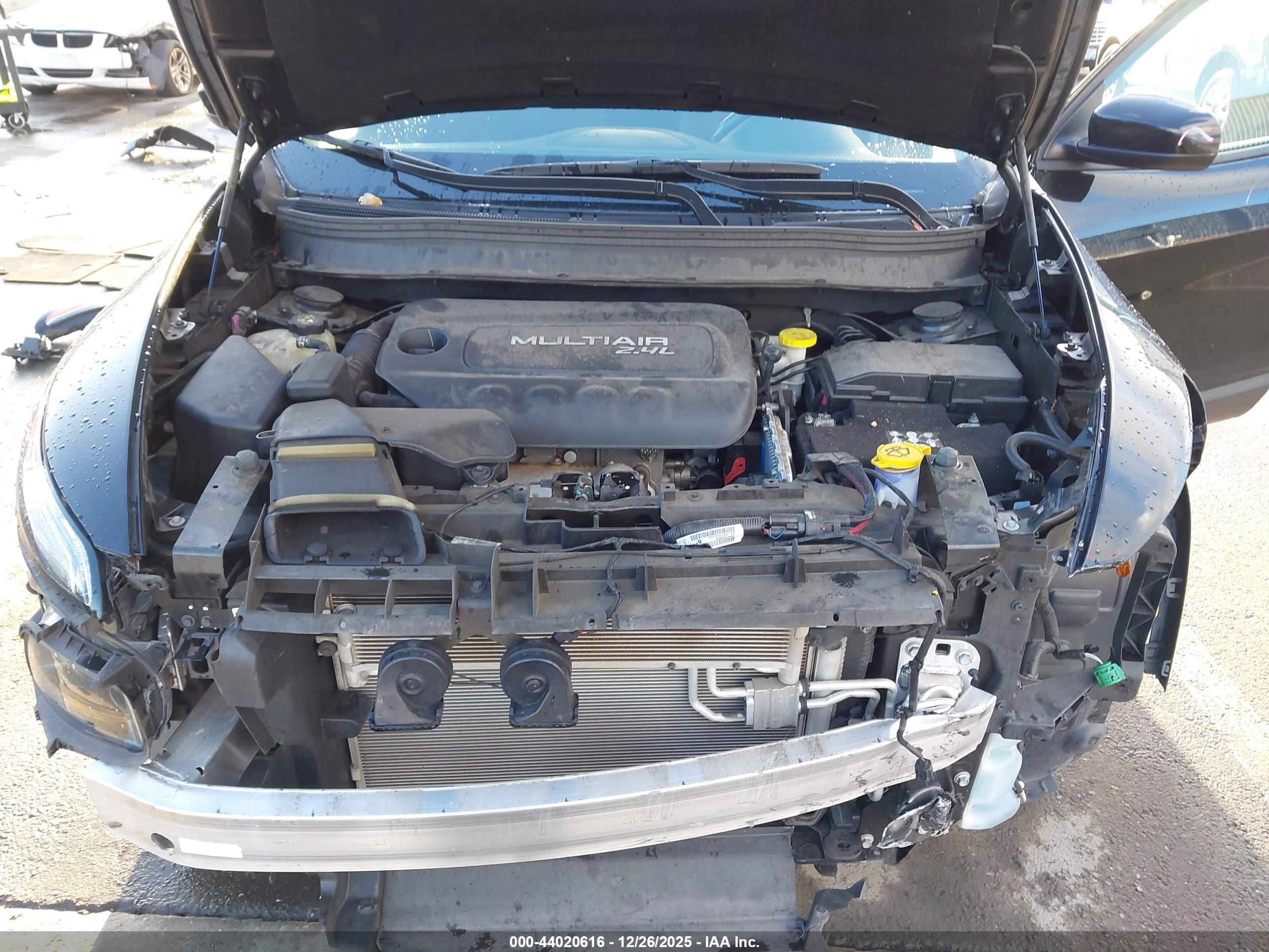 JEEP CHEROKEE image 10