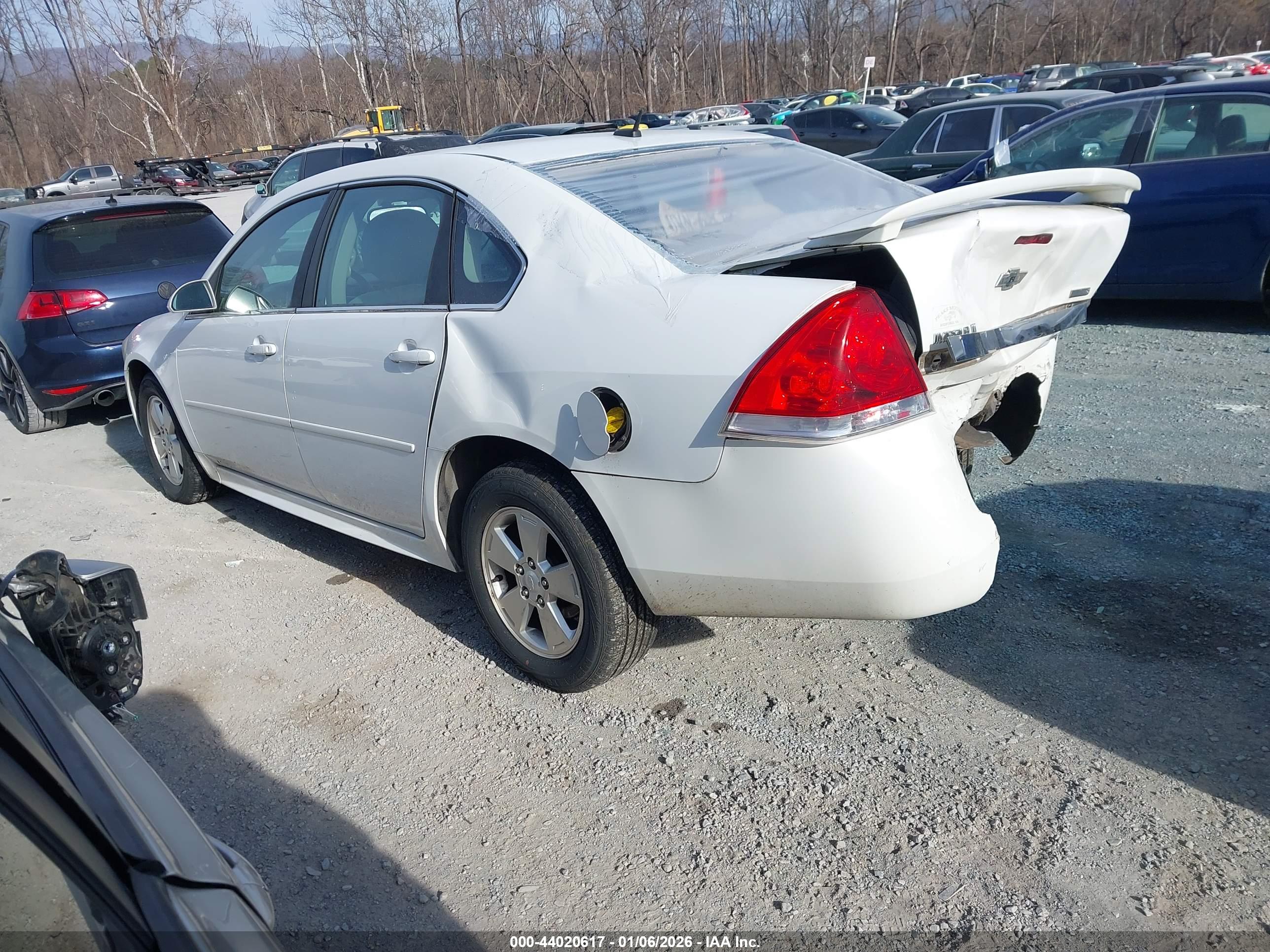 CHEVROLET IMPALA image 3