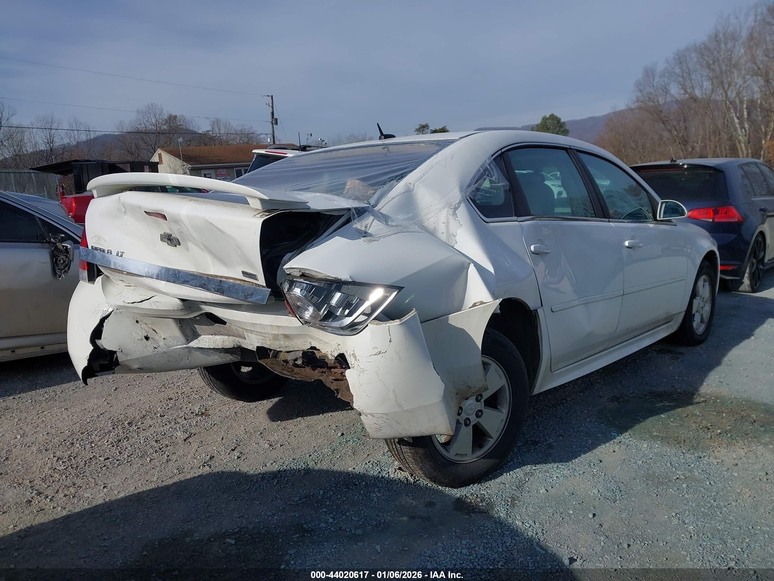 CHEVROLET IMPALA image 6