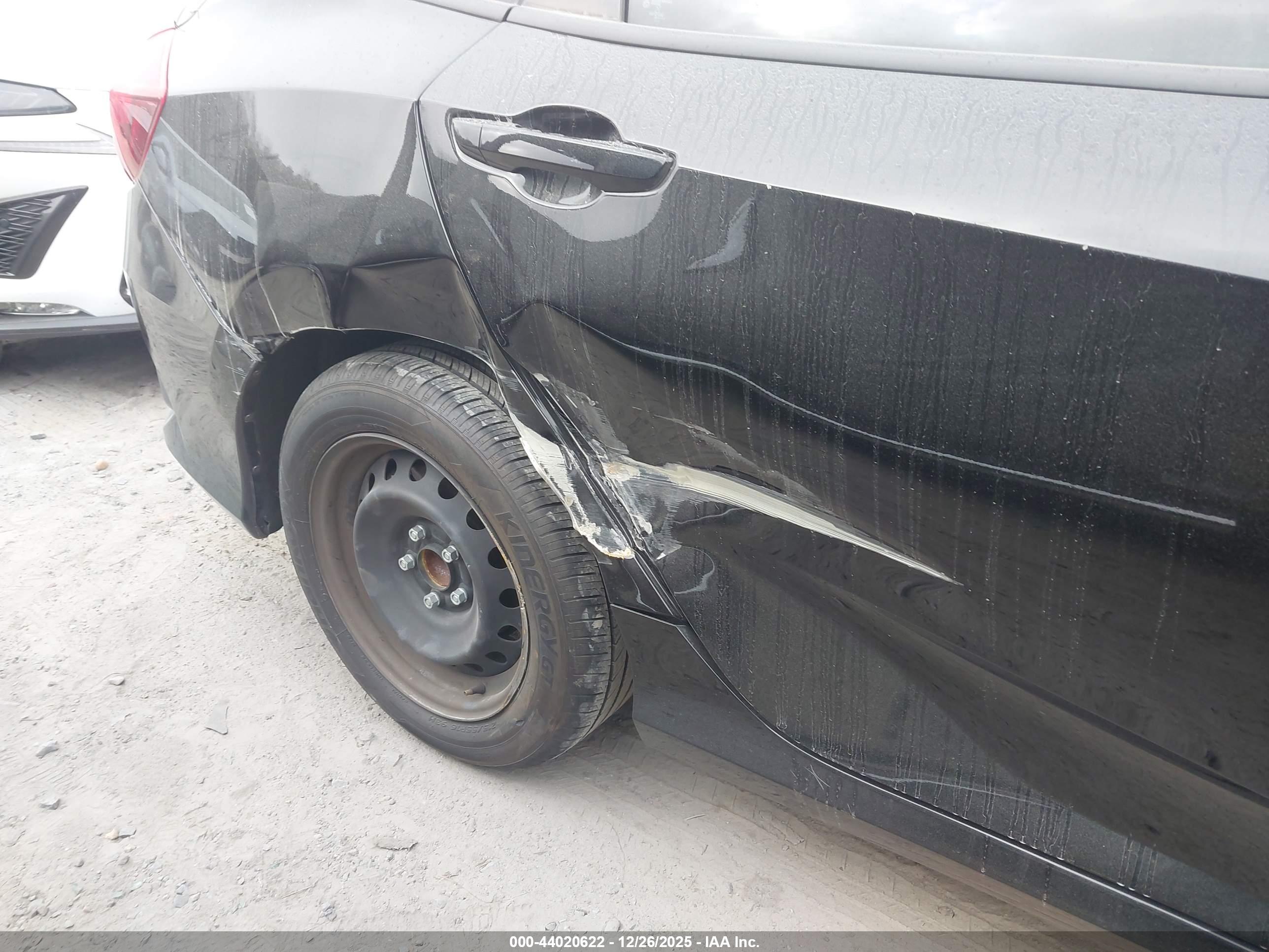 HONDA CIVIC image 6