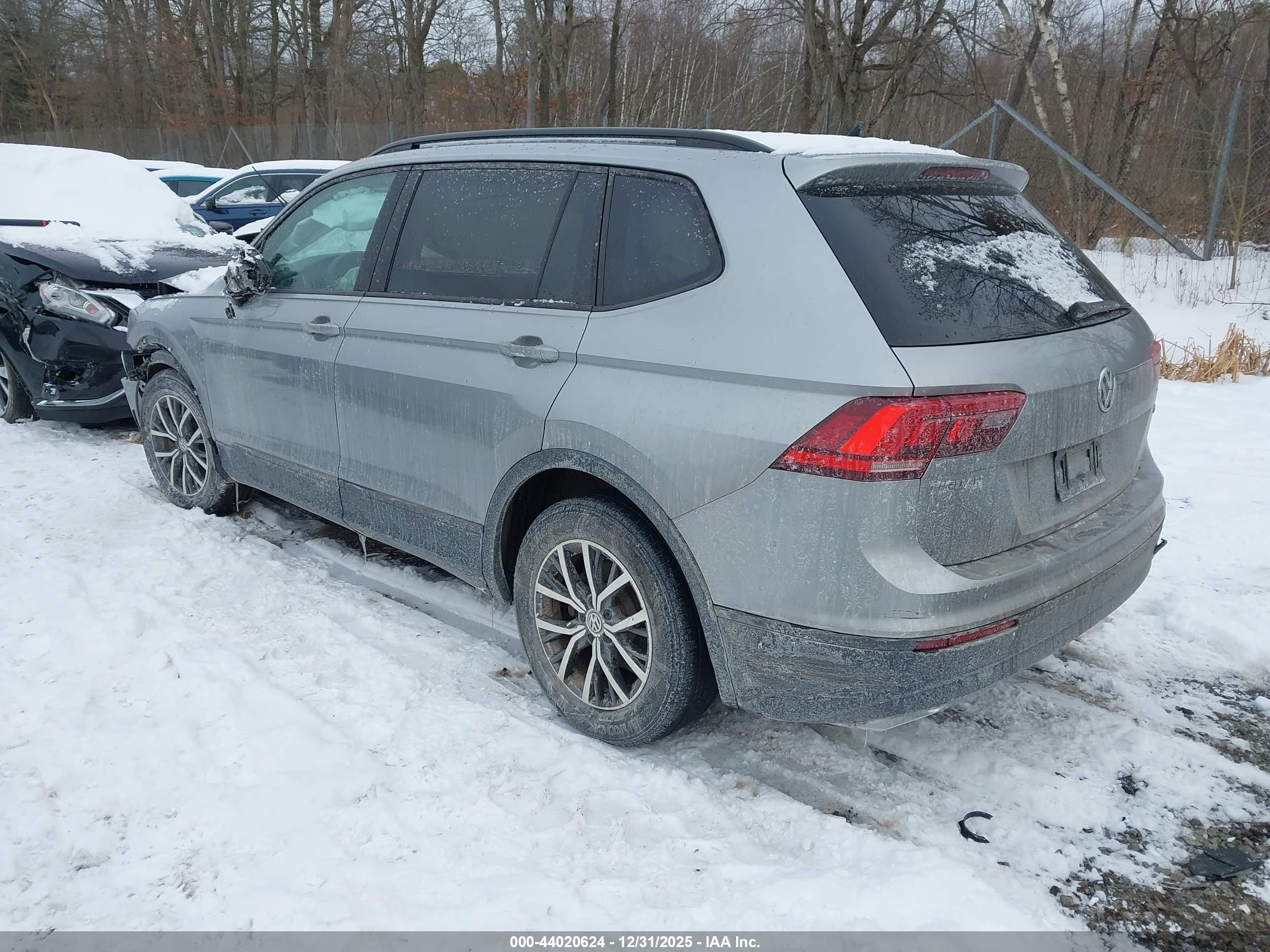 VOLKSWAGEN TIGUAN image 3