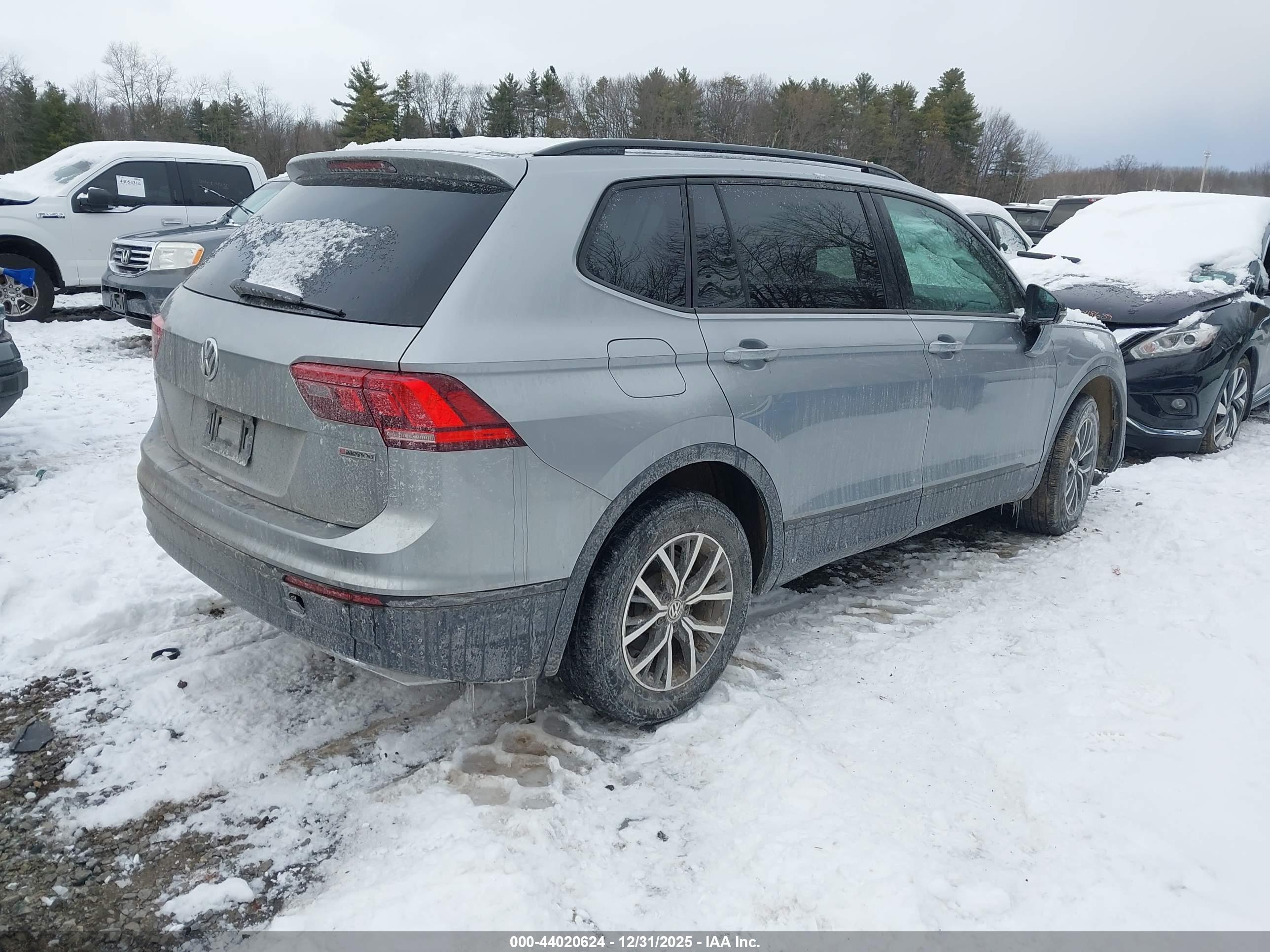 VOLKSWAGEN TIGUAN image 4
