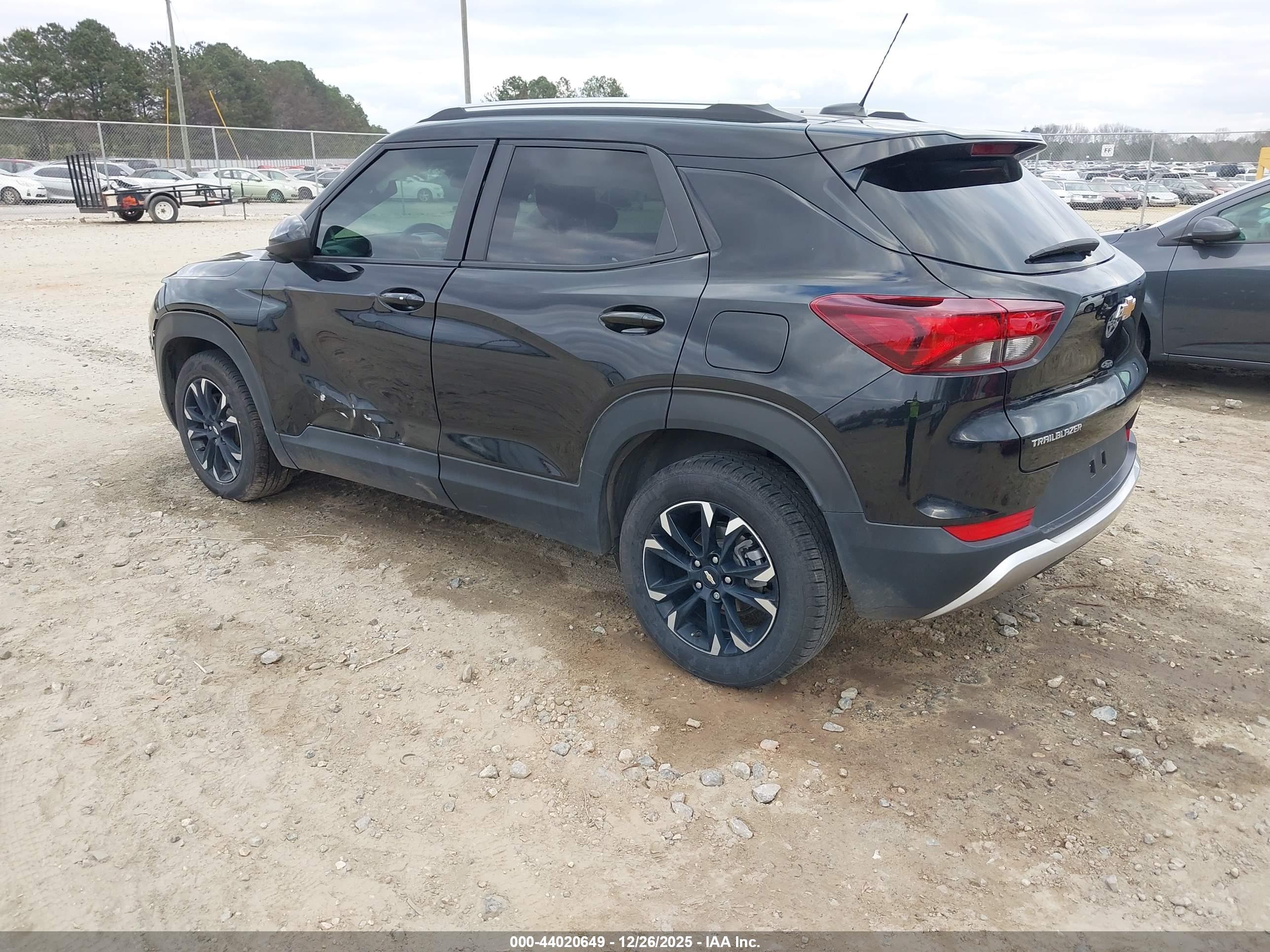 CHEVROLET TRAILBLAZER image 3