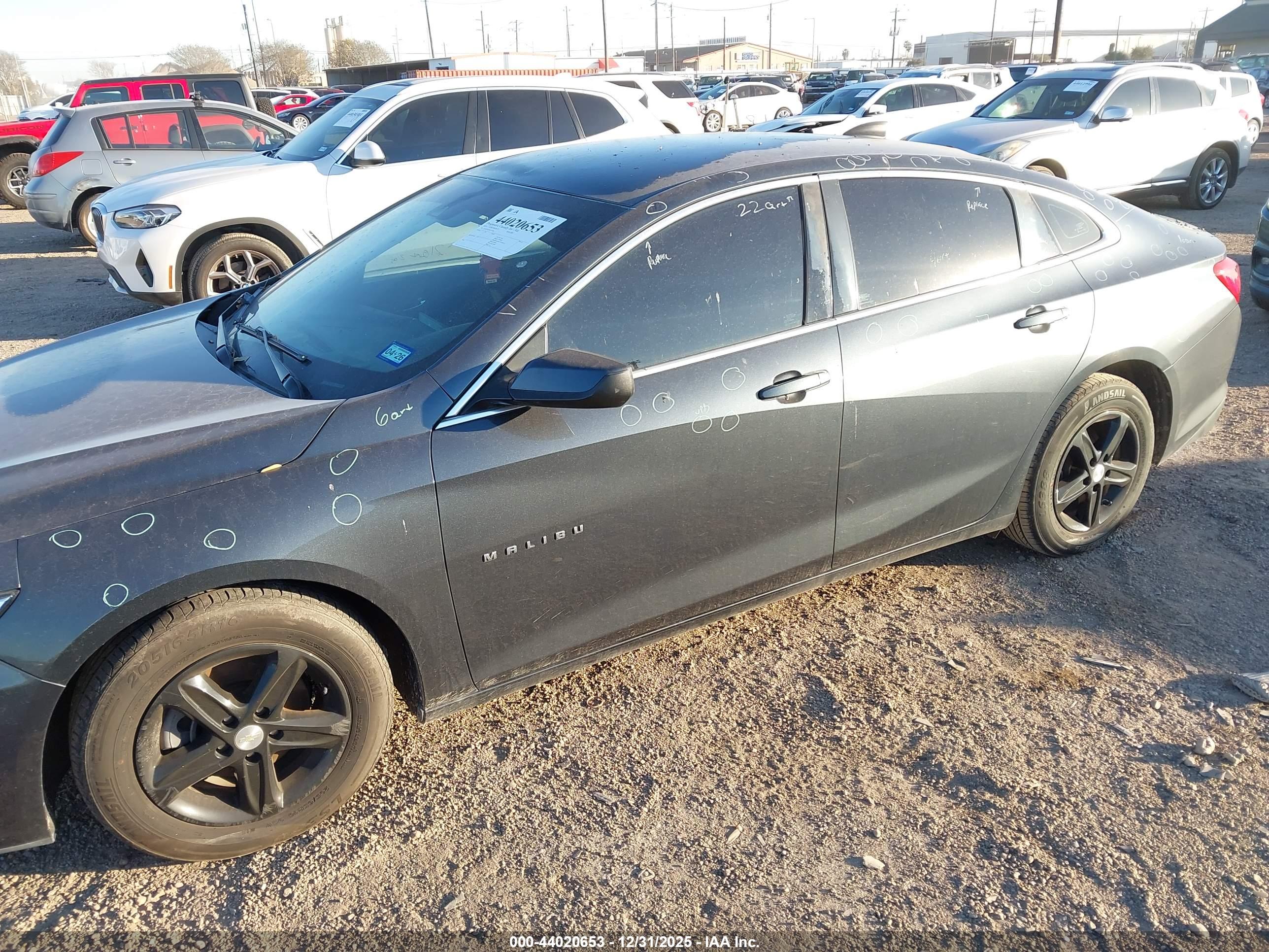 CHEVROLET MALIBU image 6
