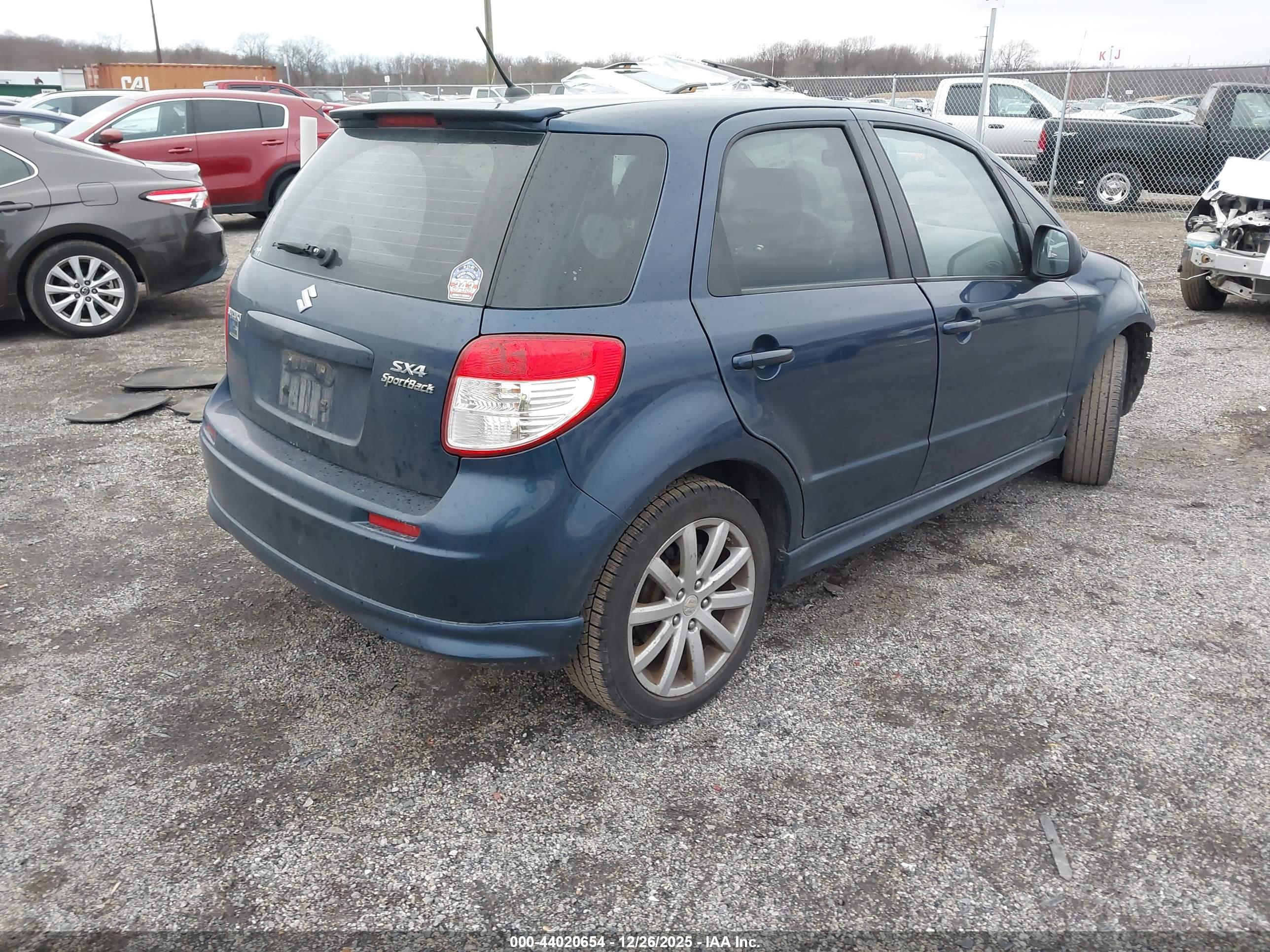 SUZUKI SX4 image 4