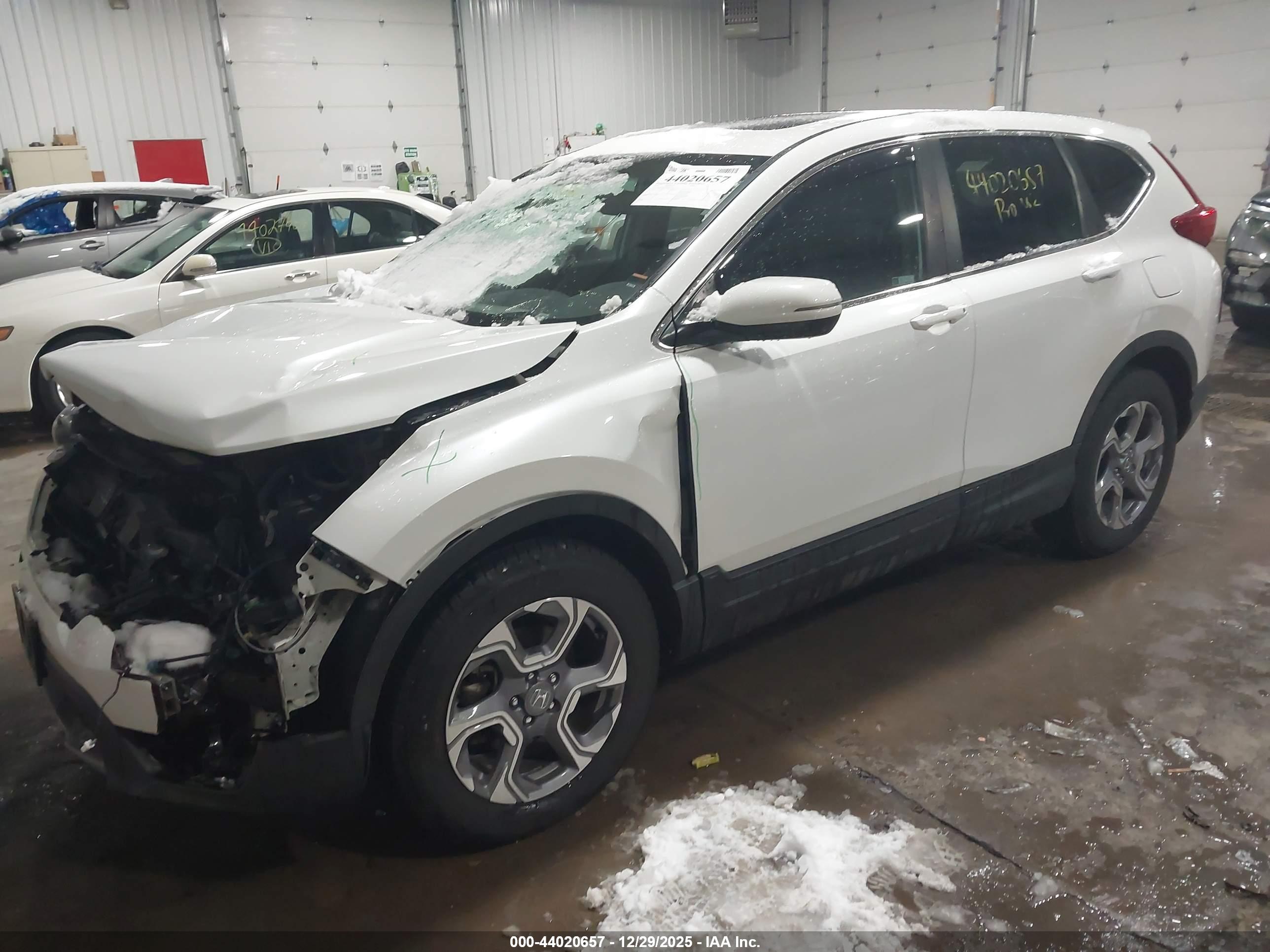 HONDA CR-V image 2