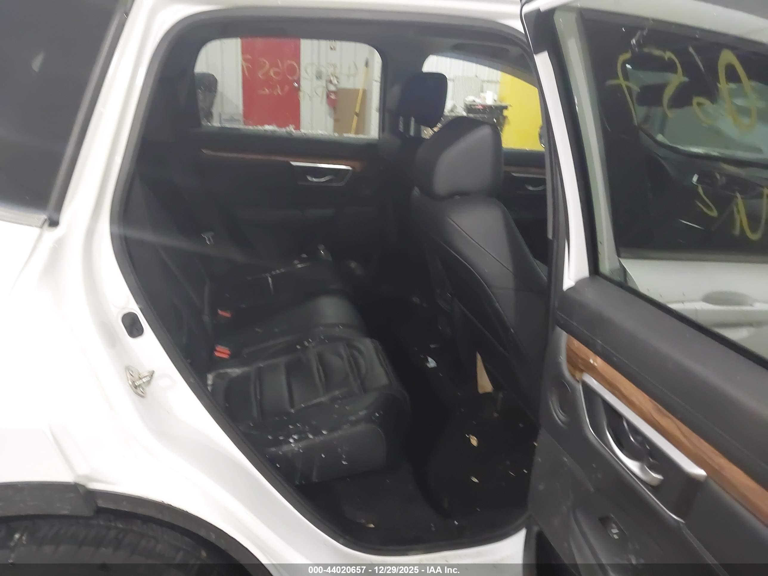 HONDA CR-V image 8