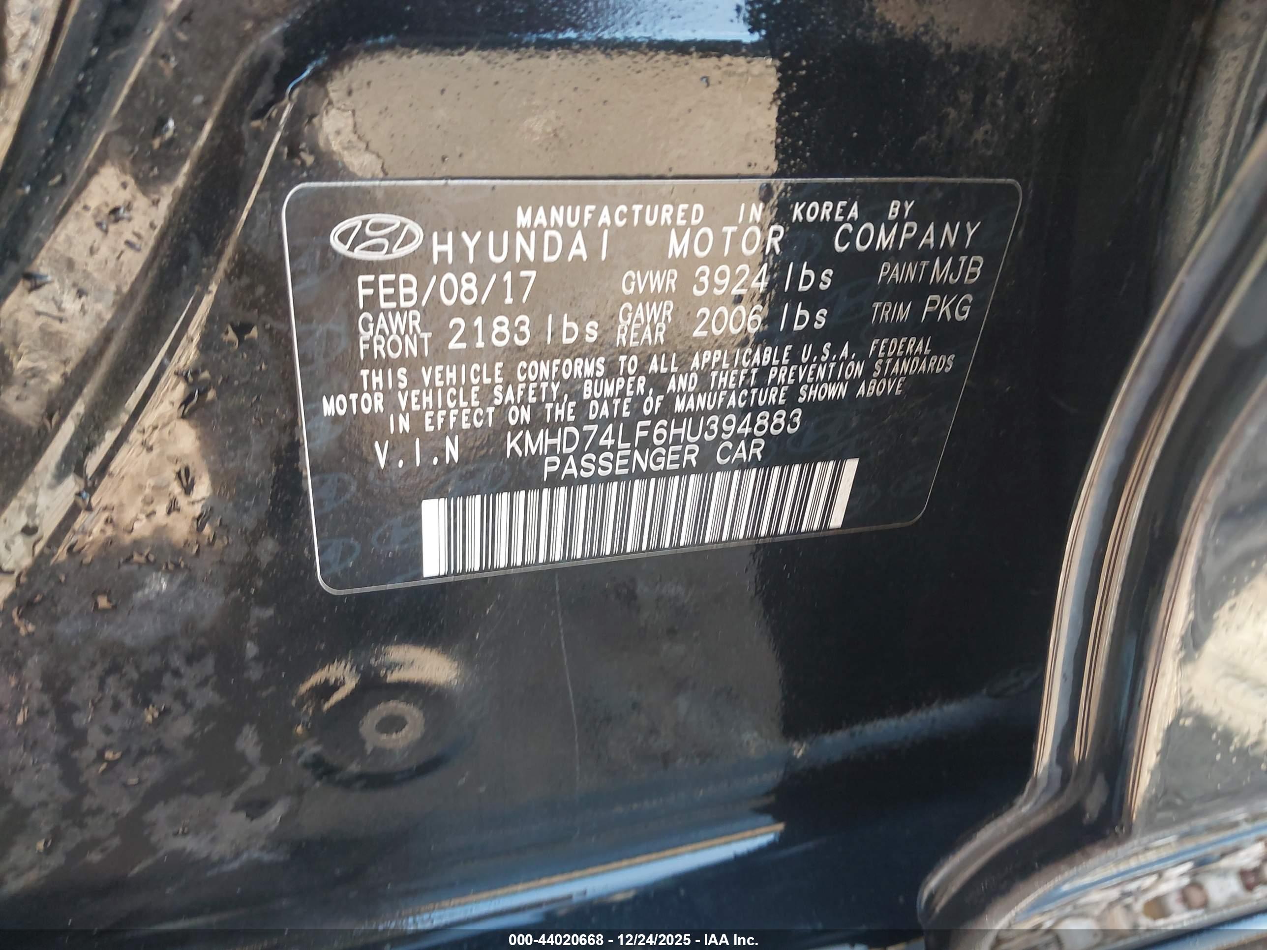 HYUNDAI ELANTRA image 9