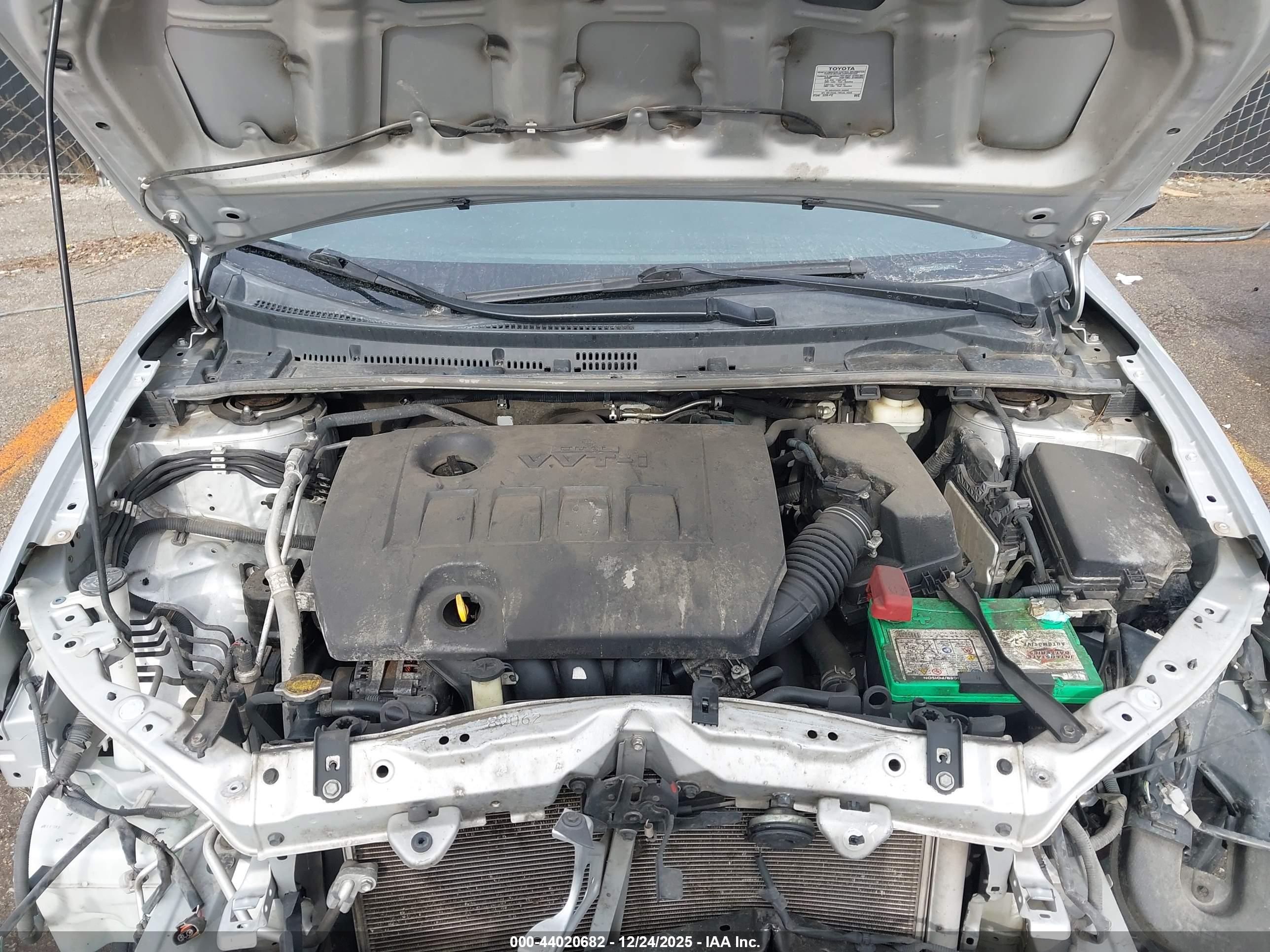 TOYOTA COROLLA image 10