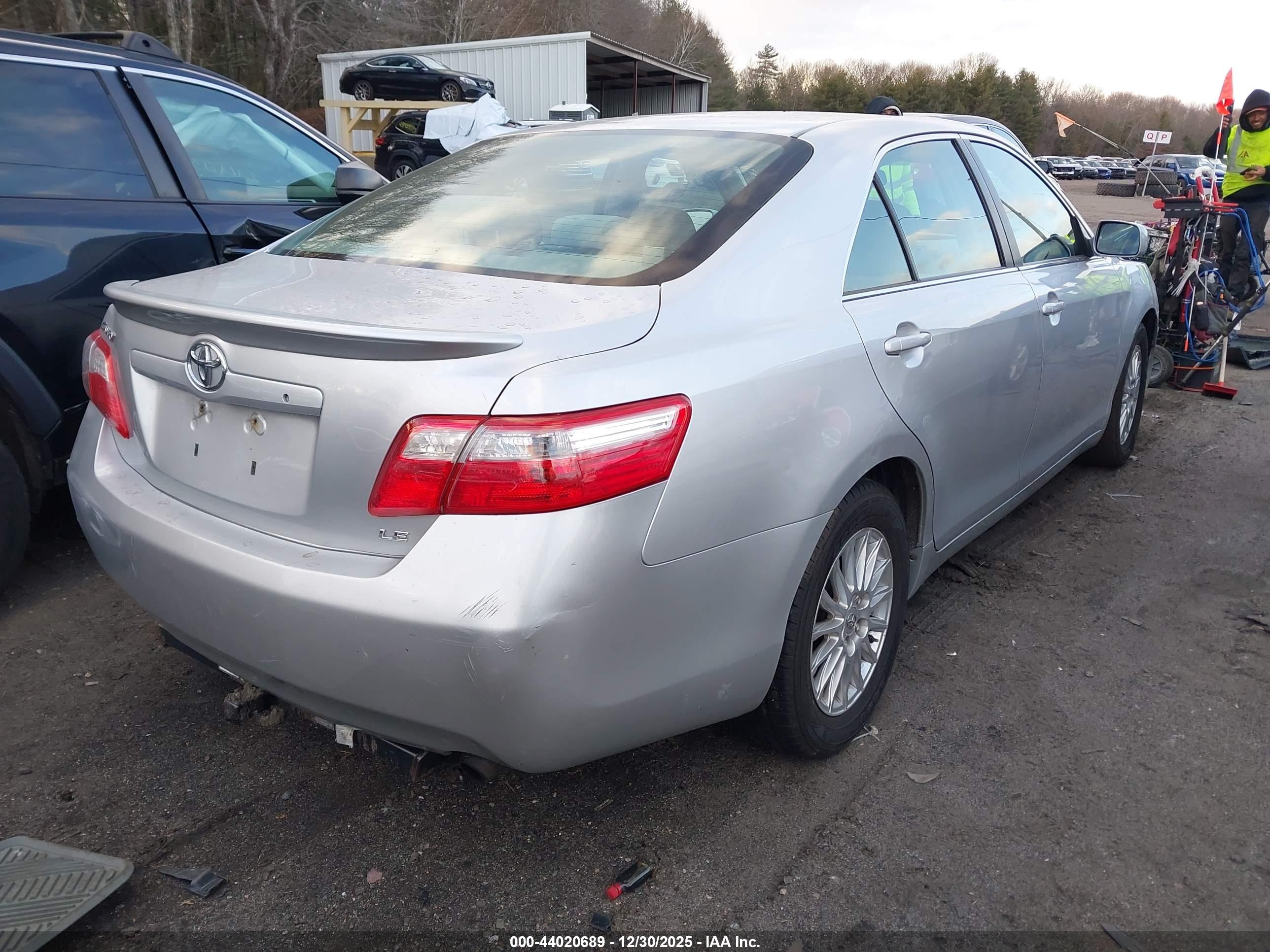 TOYOTA CAMRY image 4