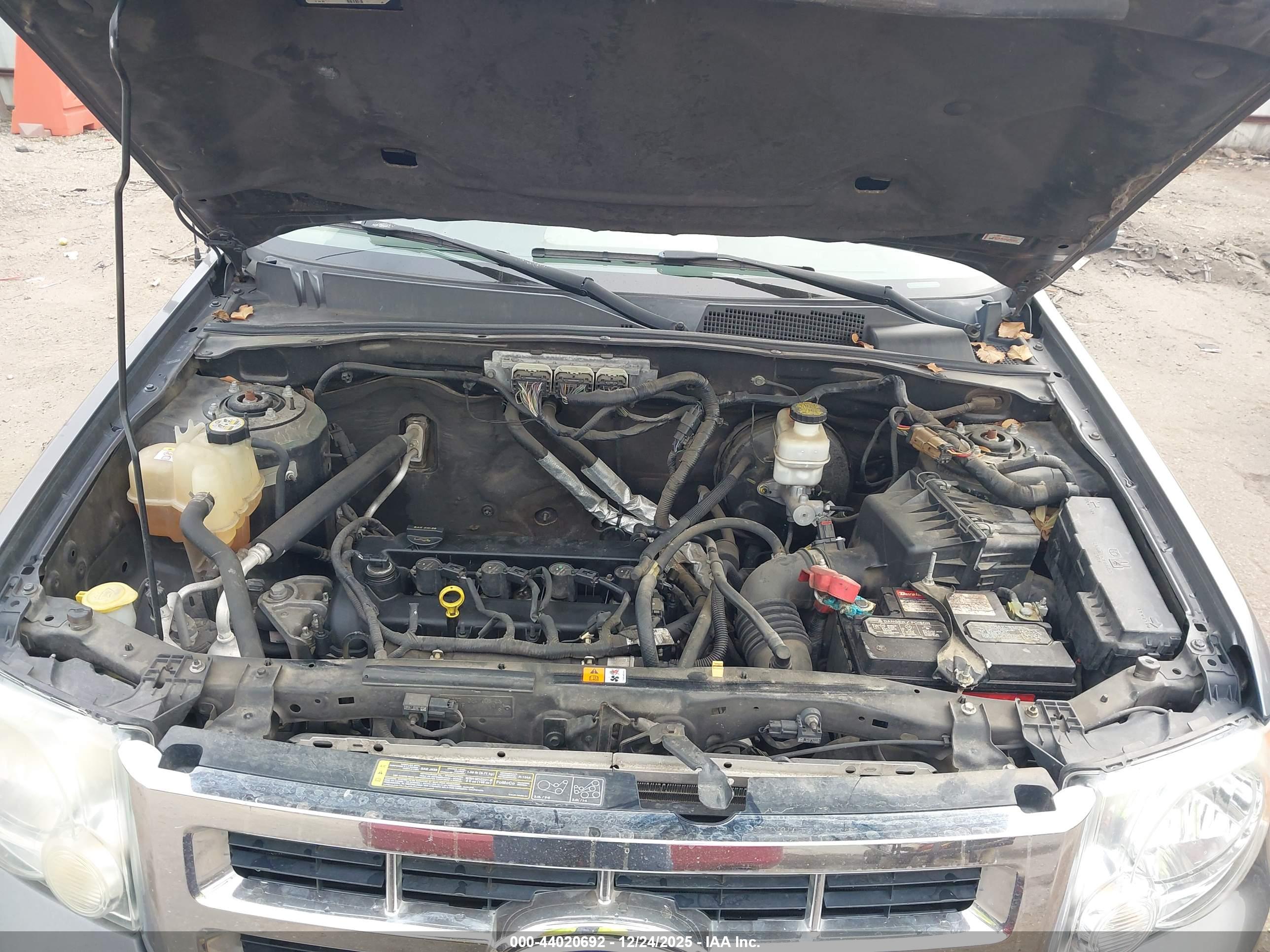 FORD ESCAPE image 10