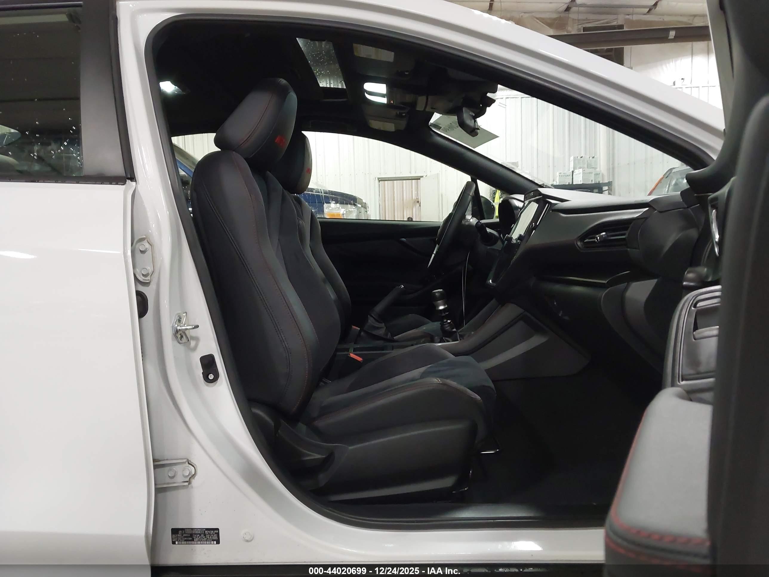 SUBARU WRX image 5