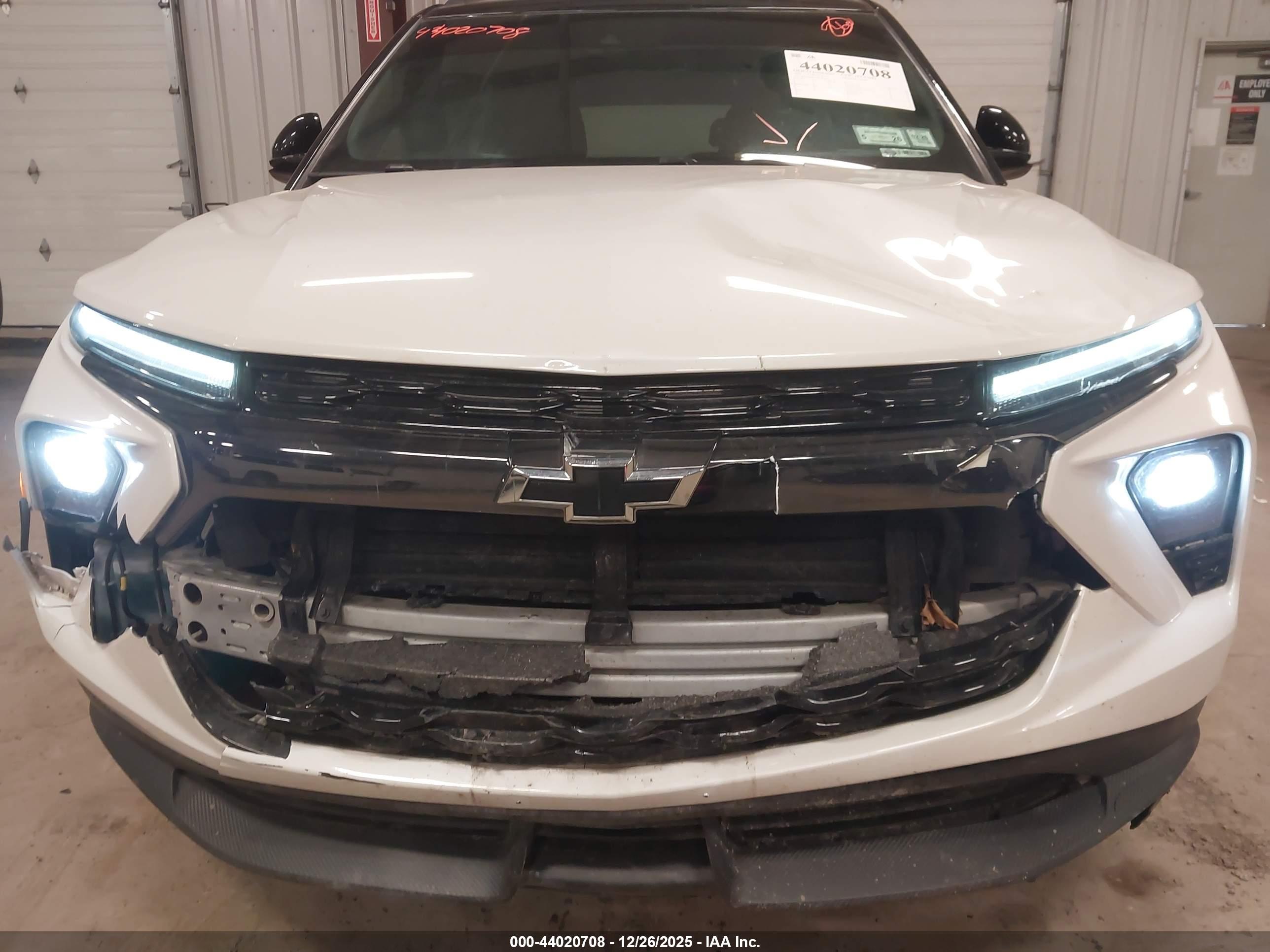 CHEVROLET TRAILBLAZER image 6
