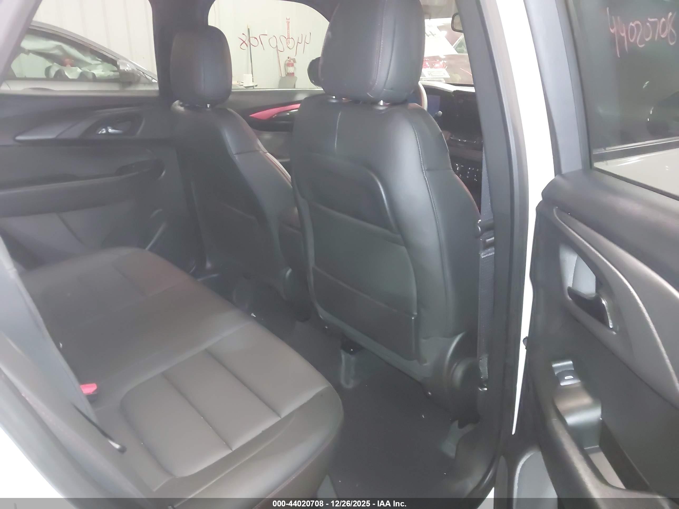 CHEVROLET TRAILBLAZER image 8